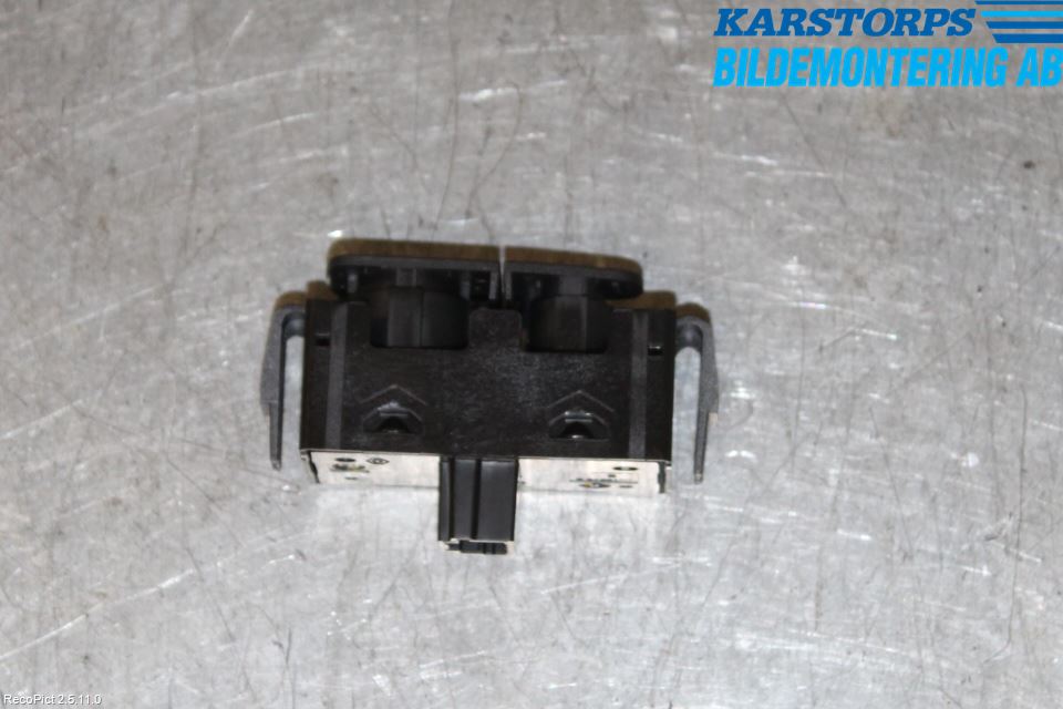 Renault MEGANE III 09-15 Strömställare Varnings