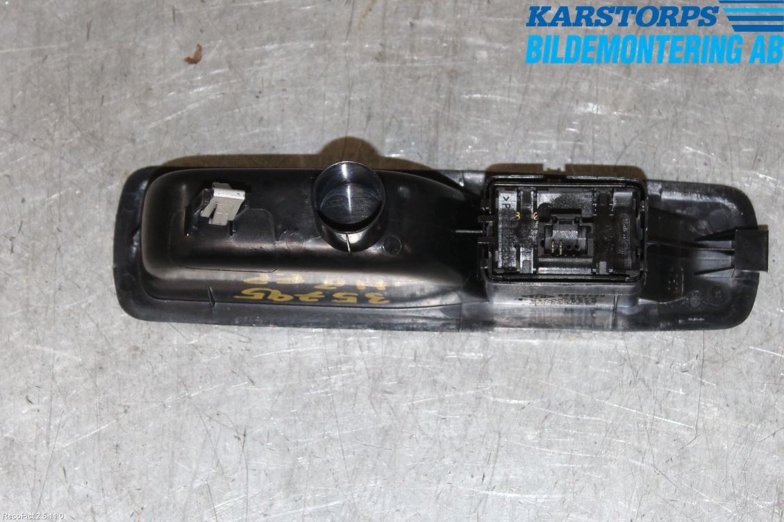 Renault MEGANE III 09-15 Strömställare Elhiss