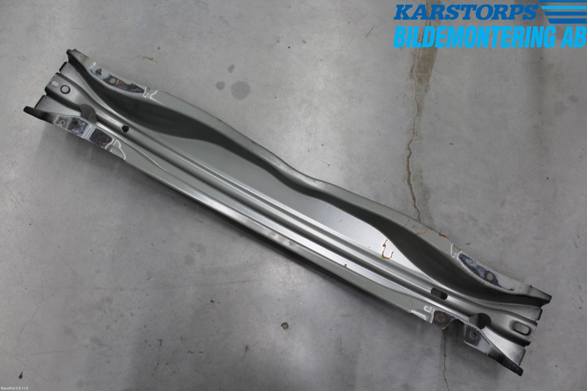 Volvo V70 08-13 Stötfångarbalk Bak