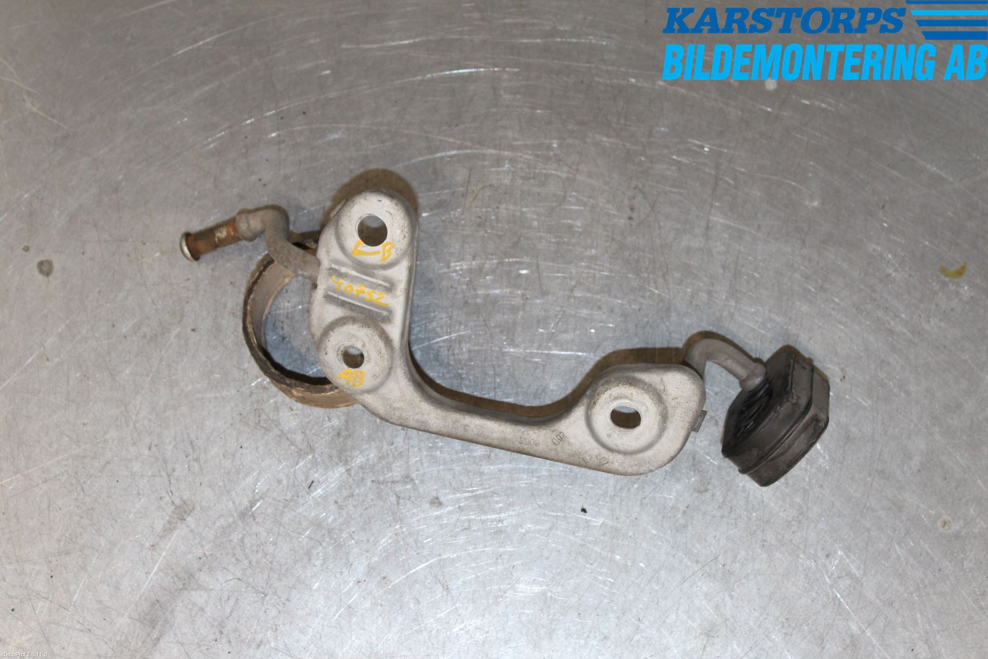 Mercedes-Benz MB GLK-KLASS (X204) 08-16 Avgas Monteringsdet