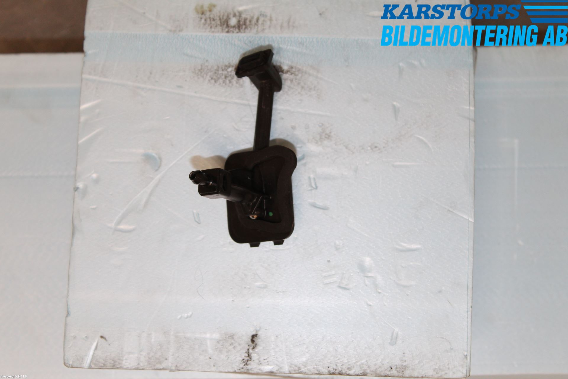 Mercedes-Benz MB GLK-KLASS (X204) 08-16 Spolarmunstycke Rutor