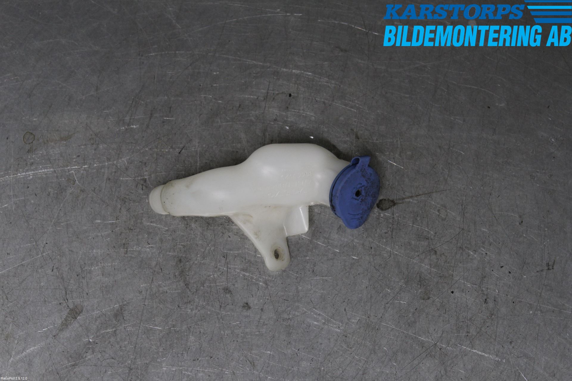 Volvo V50 08-12 Spolartank Påfyllningsrör