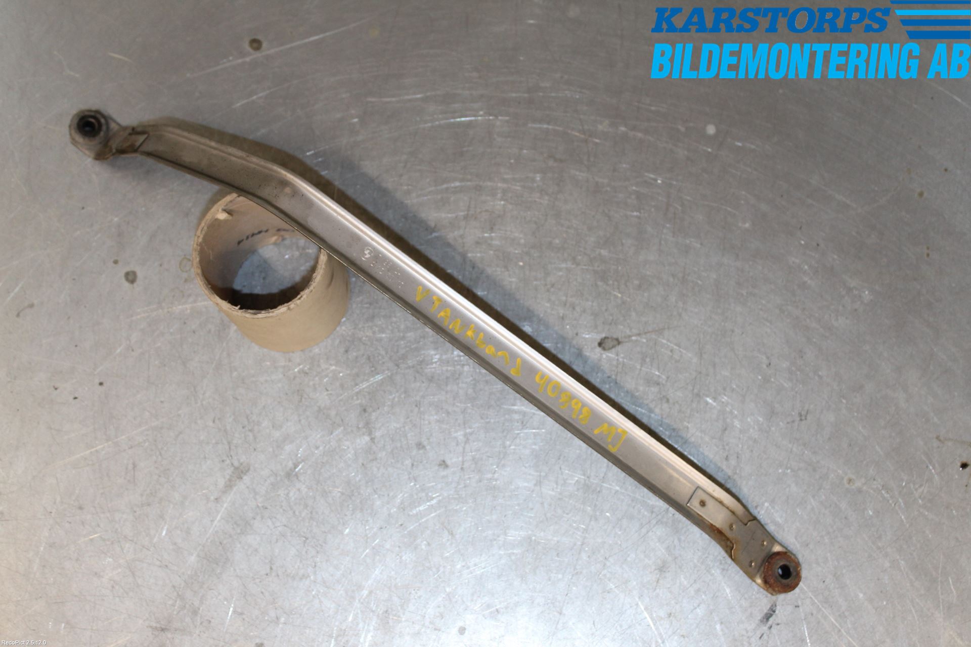 BMW 1 E87/81 5D/3D 03-11 Bränsletanksband