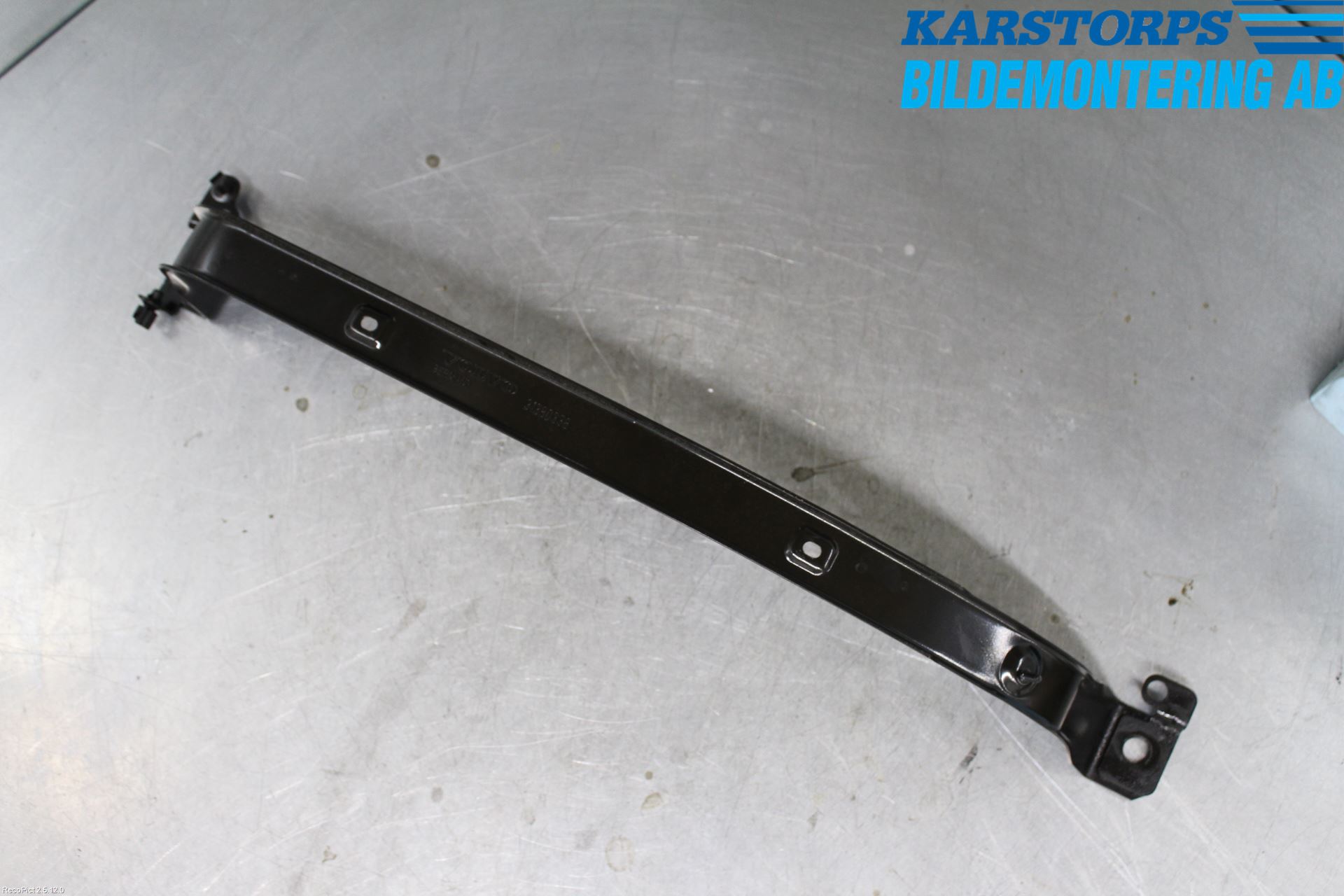 Volvo XC60 14-17 Bränsletanksband