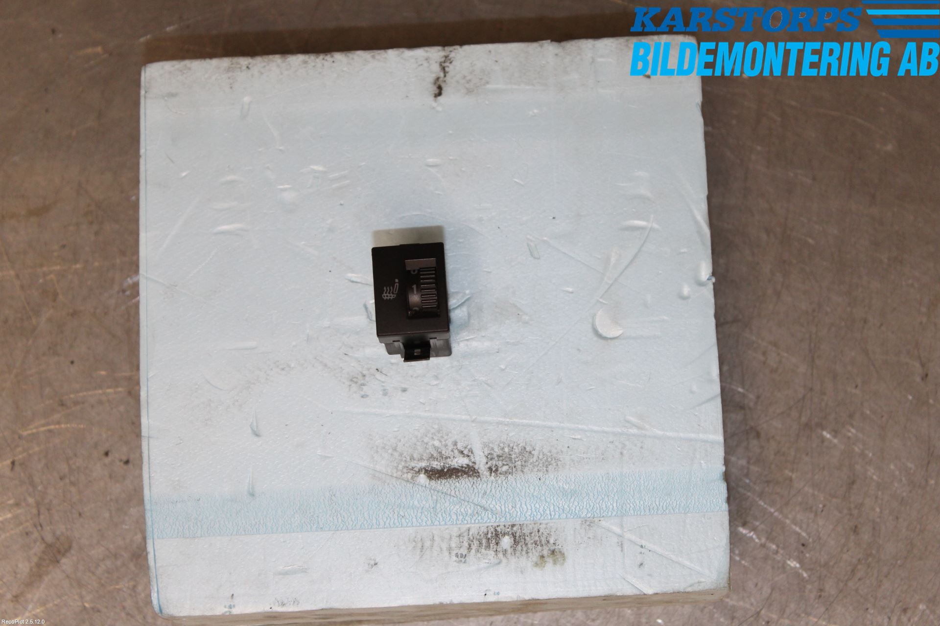 Volkswagen VW POLO 02-05 Strömställare Stolvärme