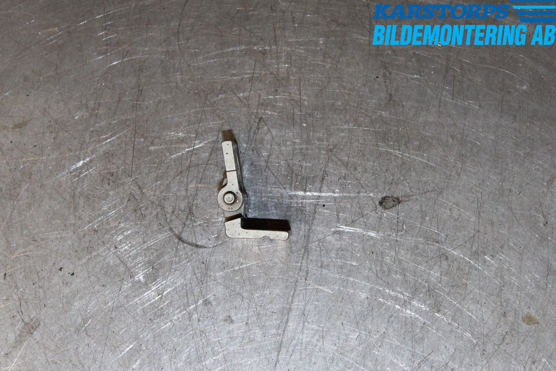 Volvo V70 05-08 Dörrgångjärn