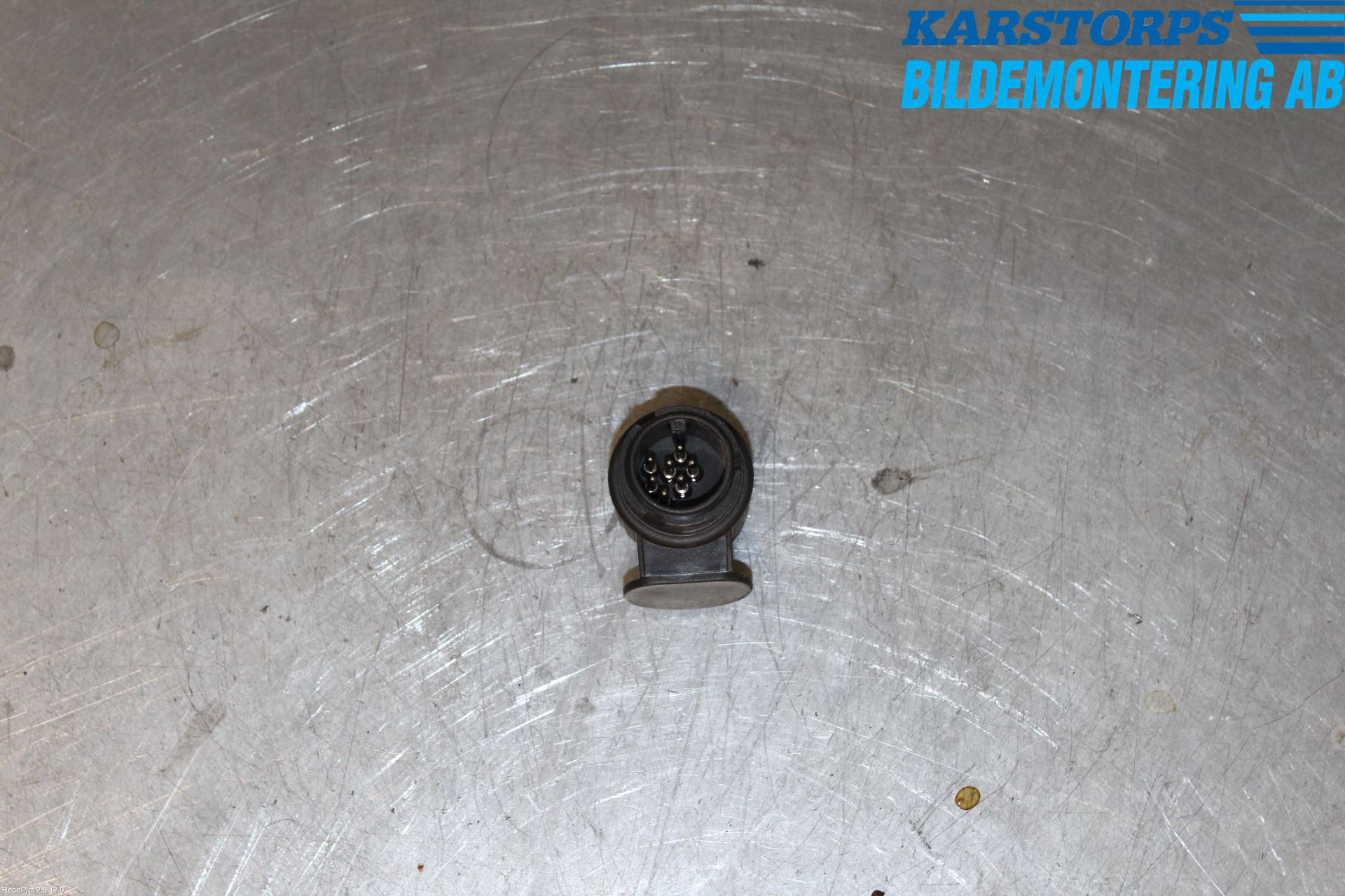 Volvo V70 08-13 Dragkrok Elsats