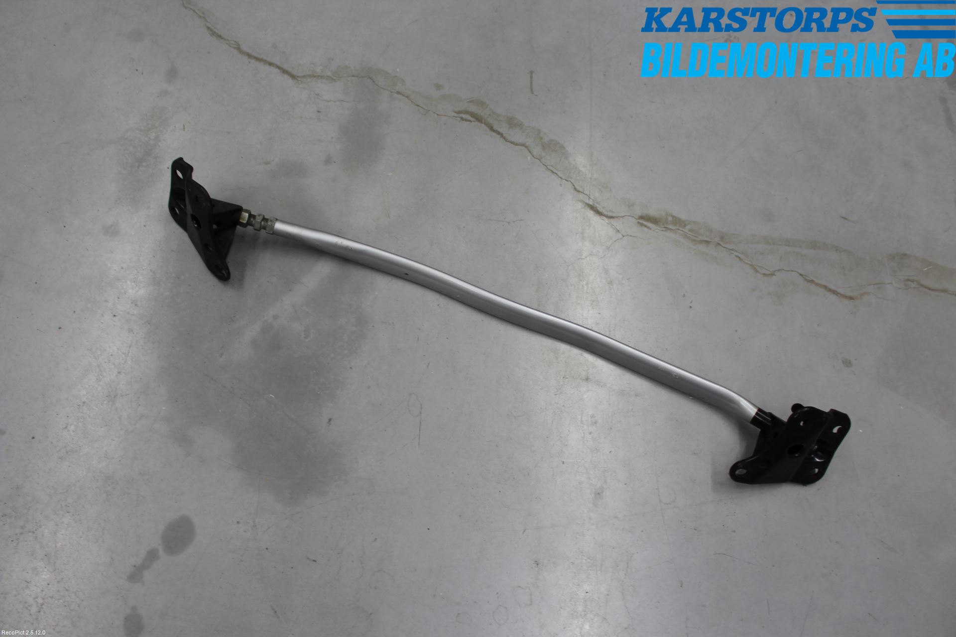 Nissan 350Z Fjäderbensstag