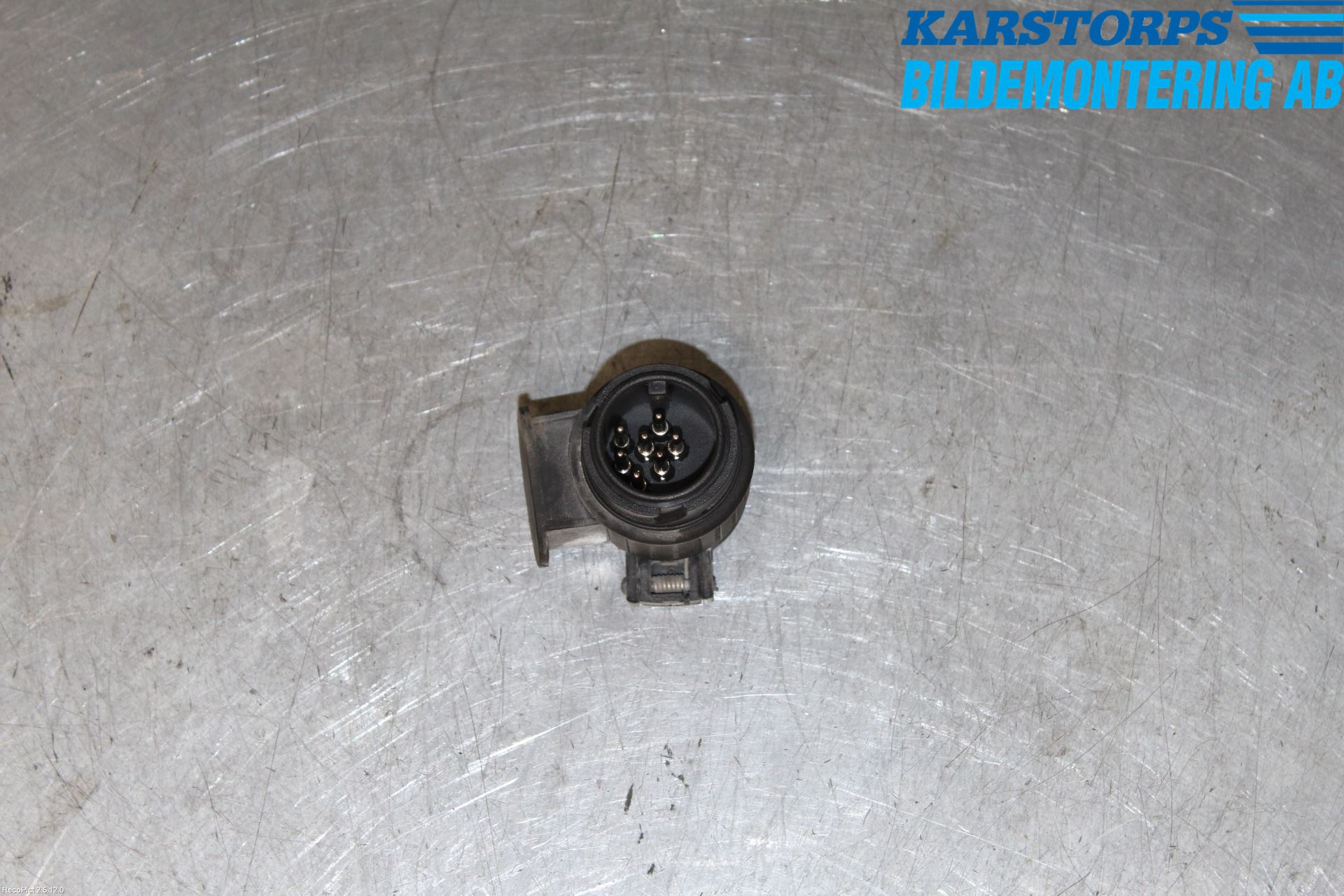 Volvo XC70 14-16 Dragkrok Elsats