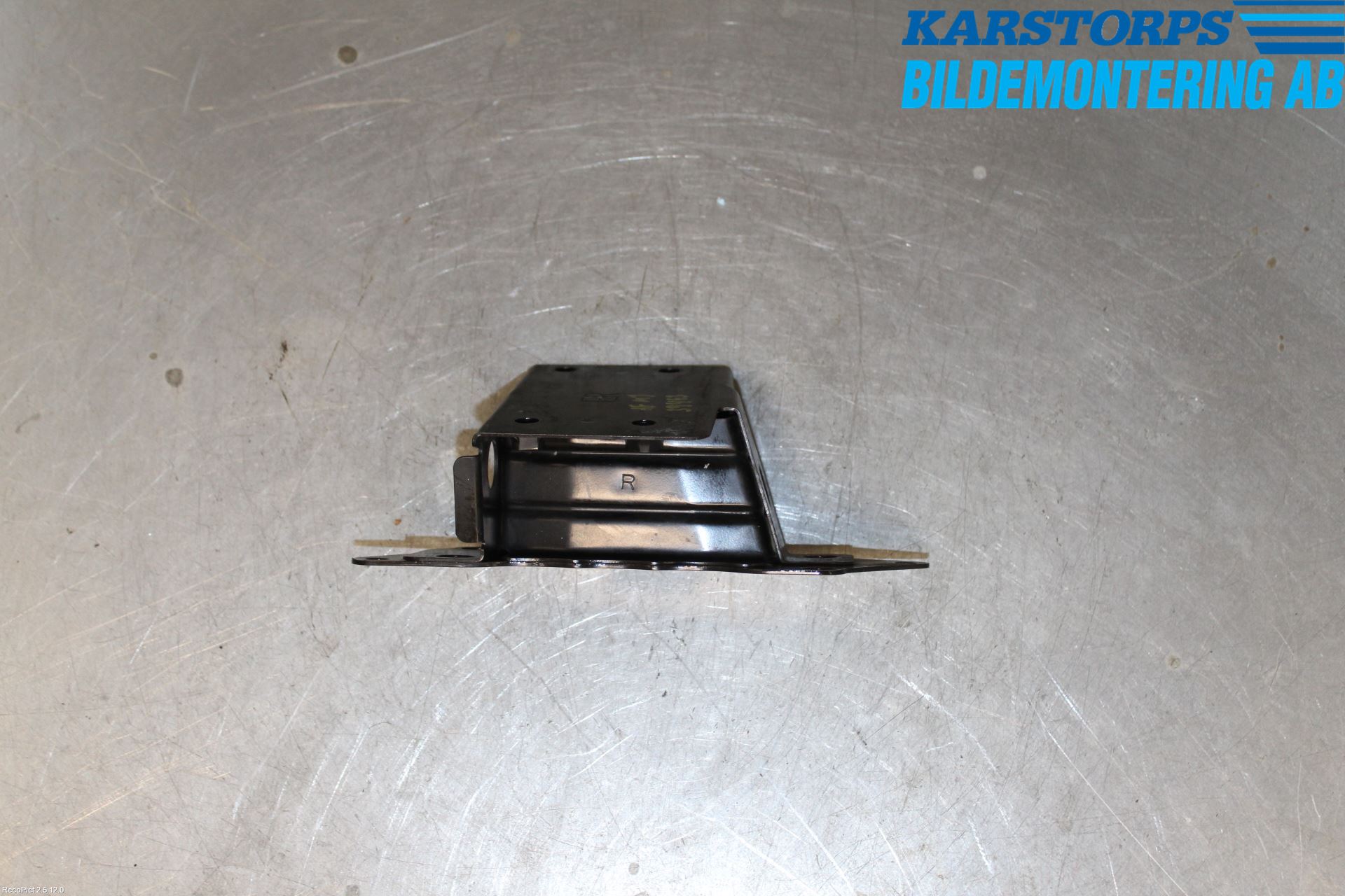 Nissan 350Z Stötfångarbärjärn Fram