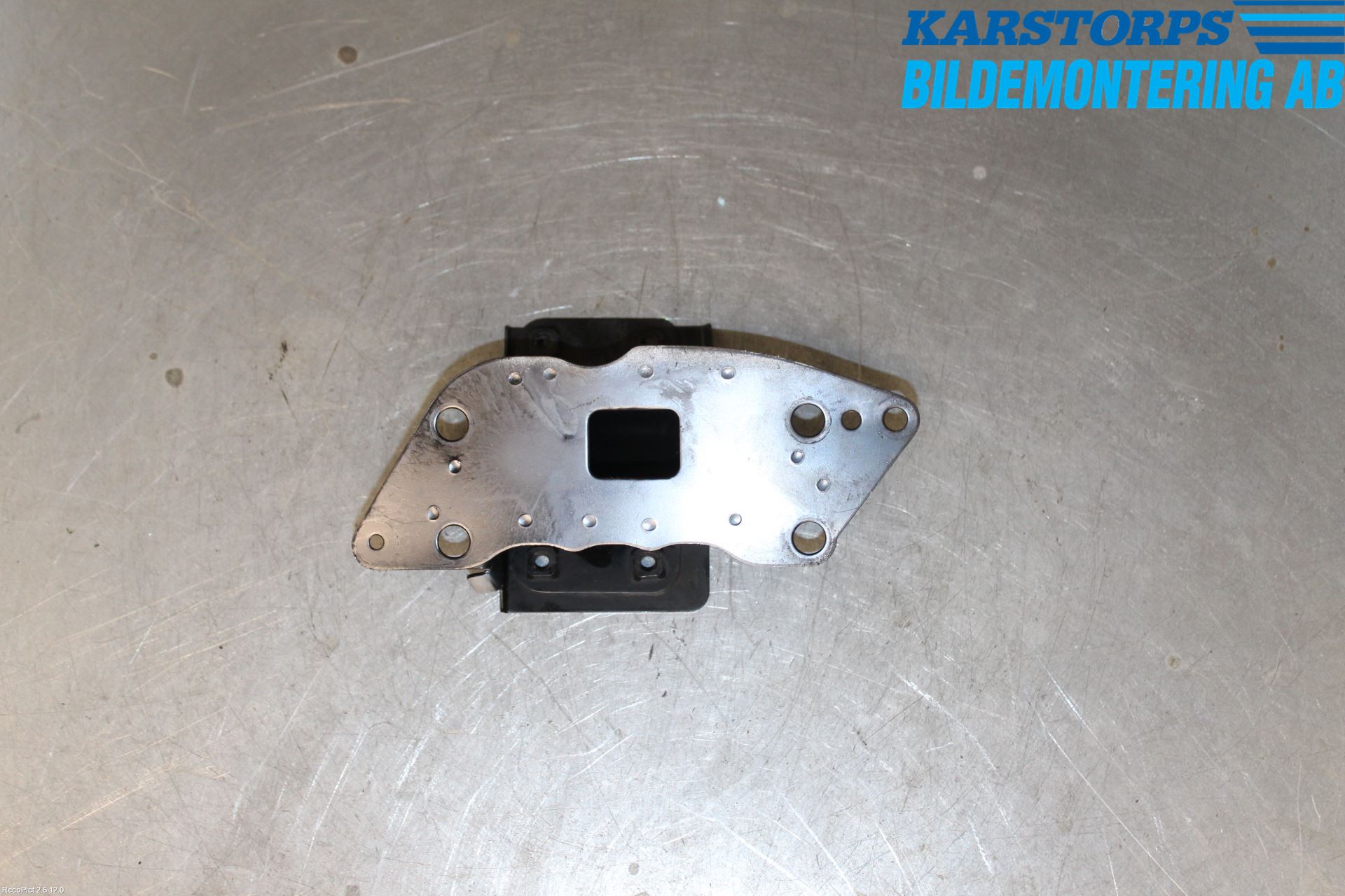 Nissan 350Z Stötfångarbärjärn Fram