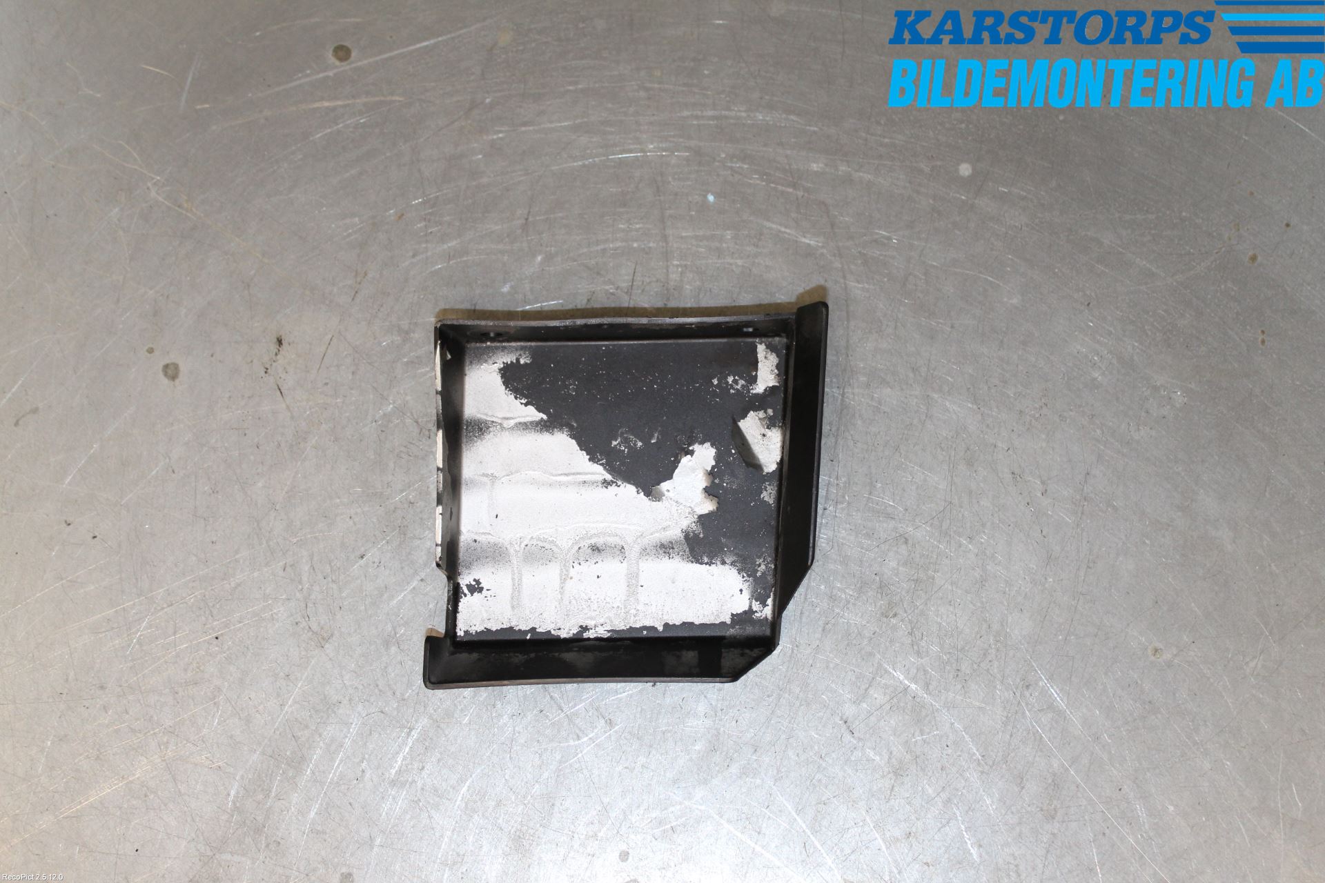 Nissan 350Z Deflektor Plåt-Plast Kylning