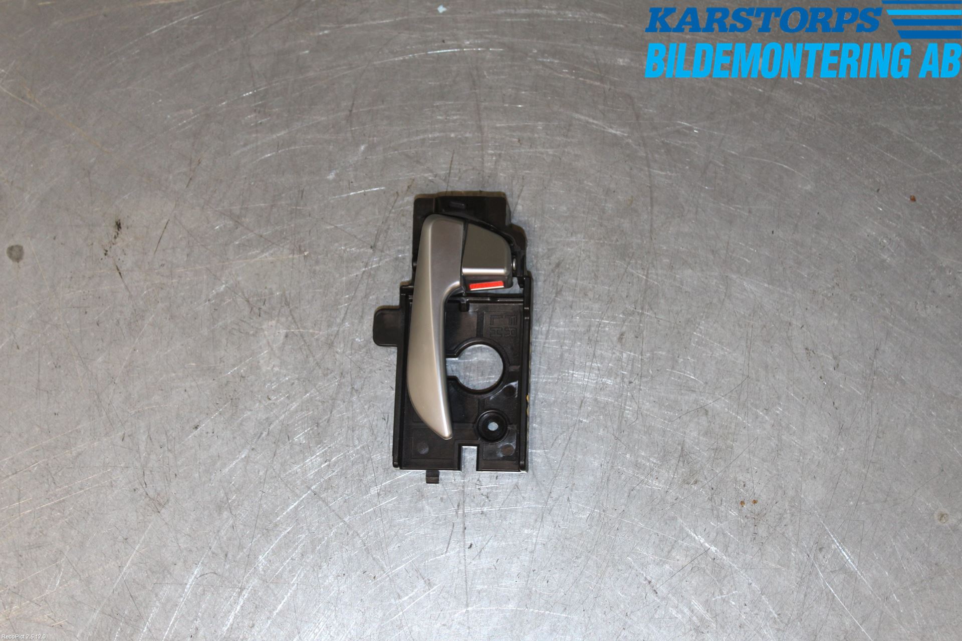 Hyundai i10 BA 14-16 Dörrhandtag Inre Vä