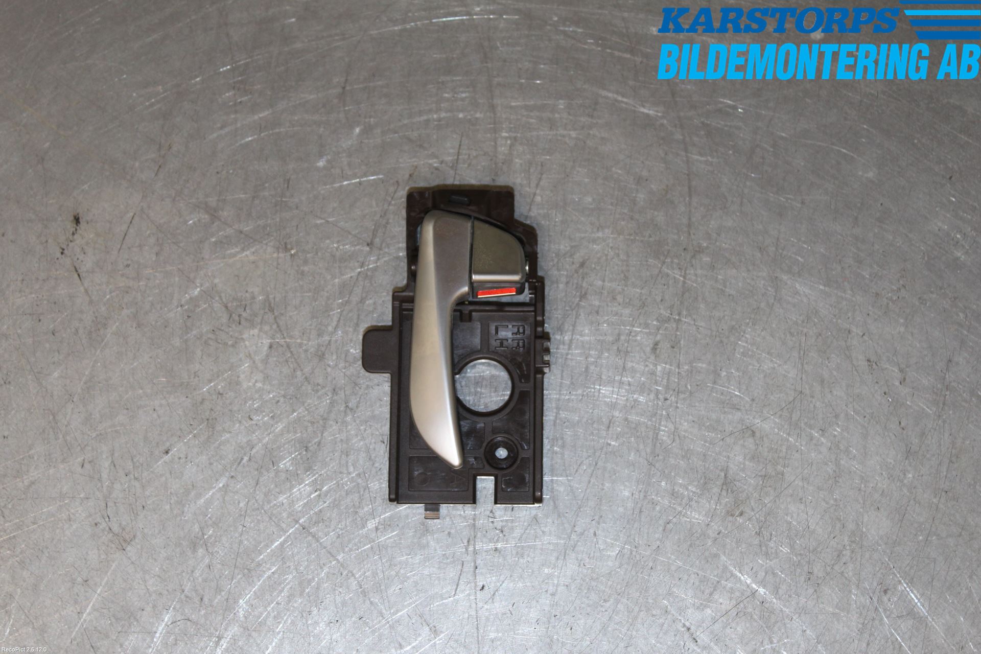 Hyundai i10 BA 14-16 Dörrhandtag Inre Vä