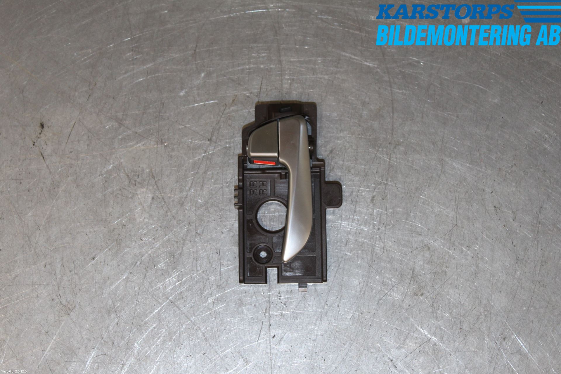 Hyundai i10 BA 14-16 Dörrhandtag Inre Hö