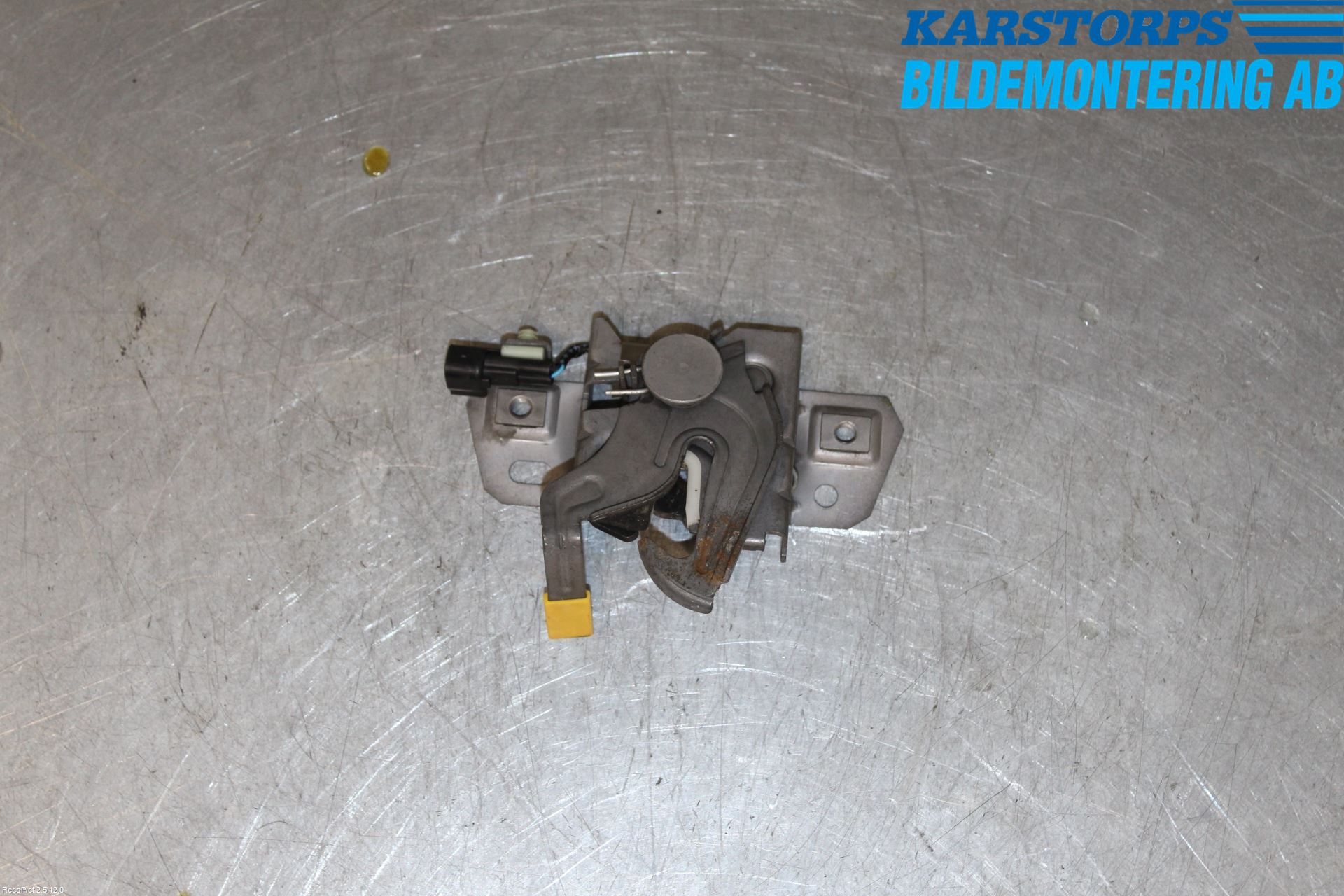 Volvo S40 04-07 Huvlås