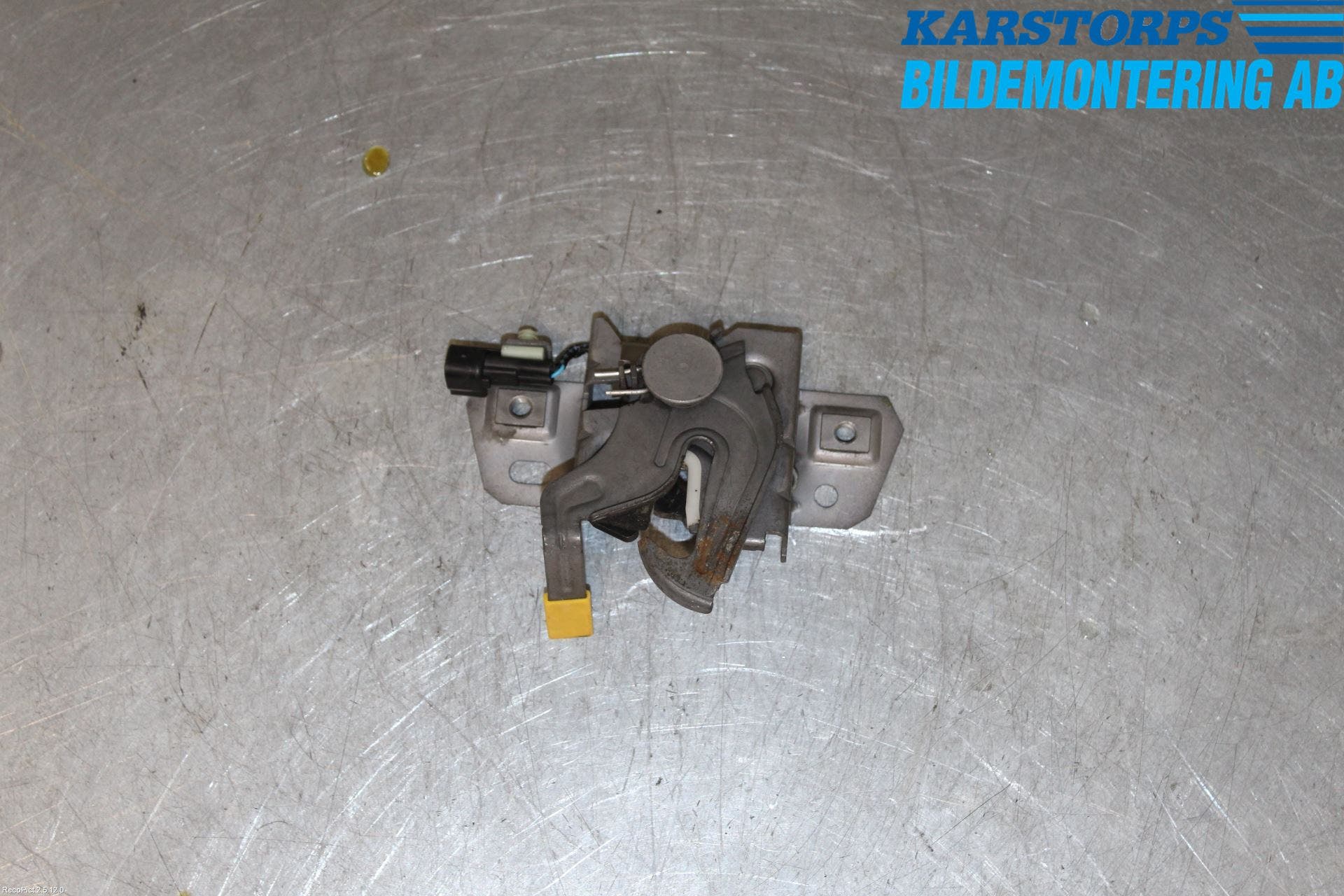 Volvo S40 04-07 Huvlås