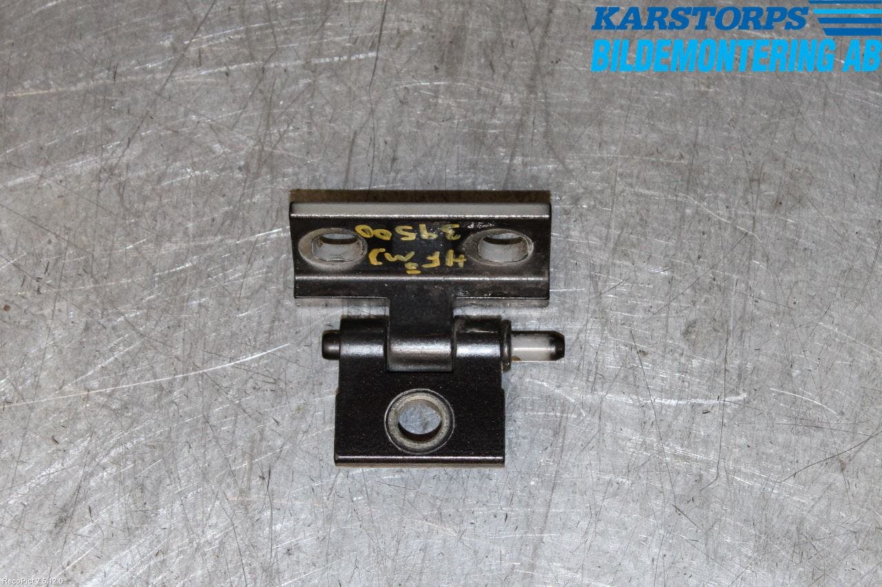 Volvo V70 00-04 Dörrgångjärn