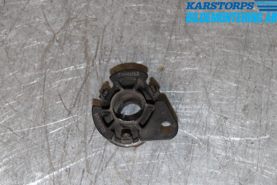 Volvo V50 08-12 Kylarfäste-Ram-Balk