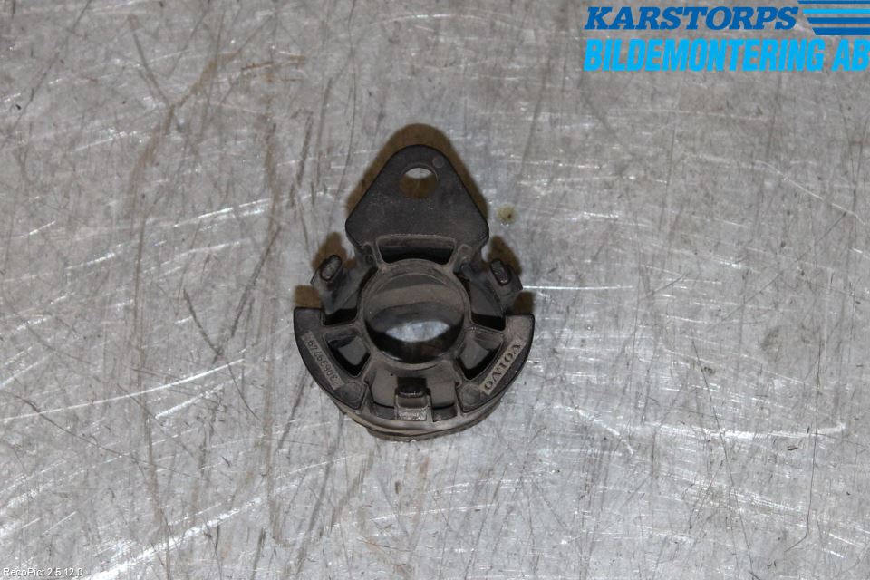 Volvo V50 08-12 Kylarfäste-Ram-Balk