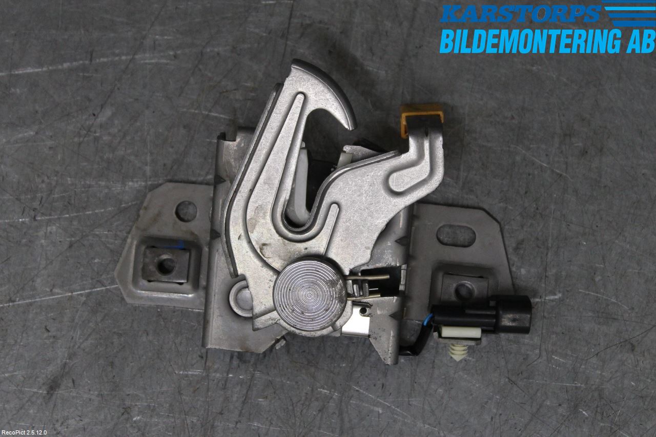 Volvo V50 08-12 Huvlås