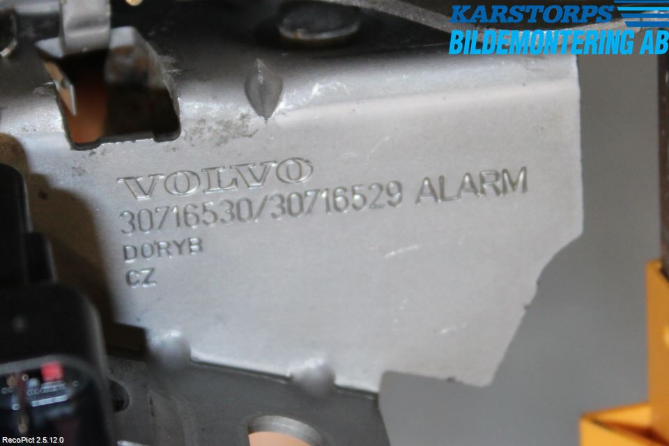 Volvo V50 08-12 Huvlås