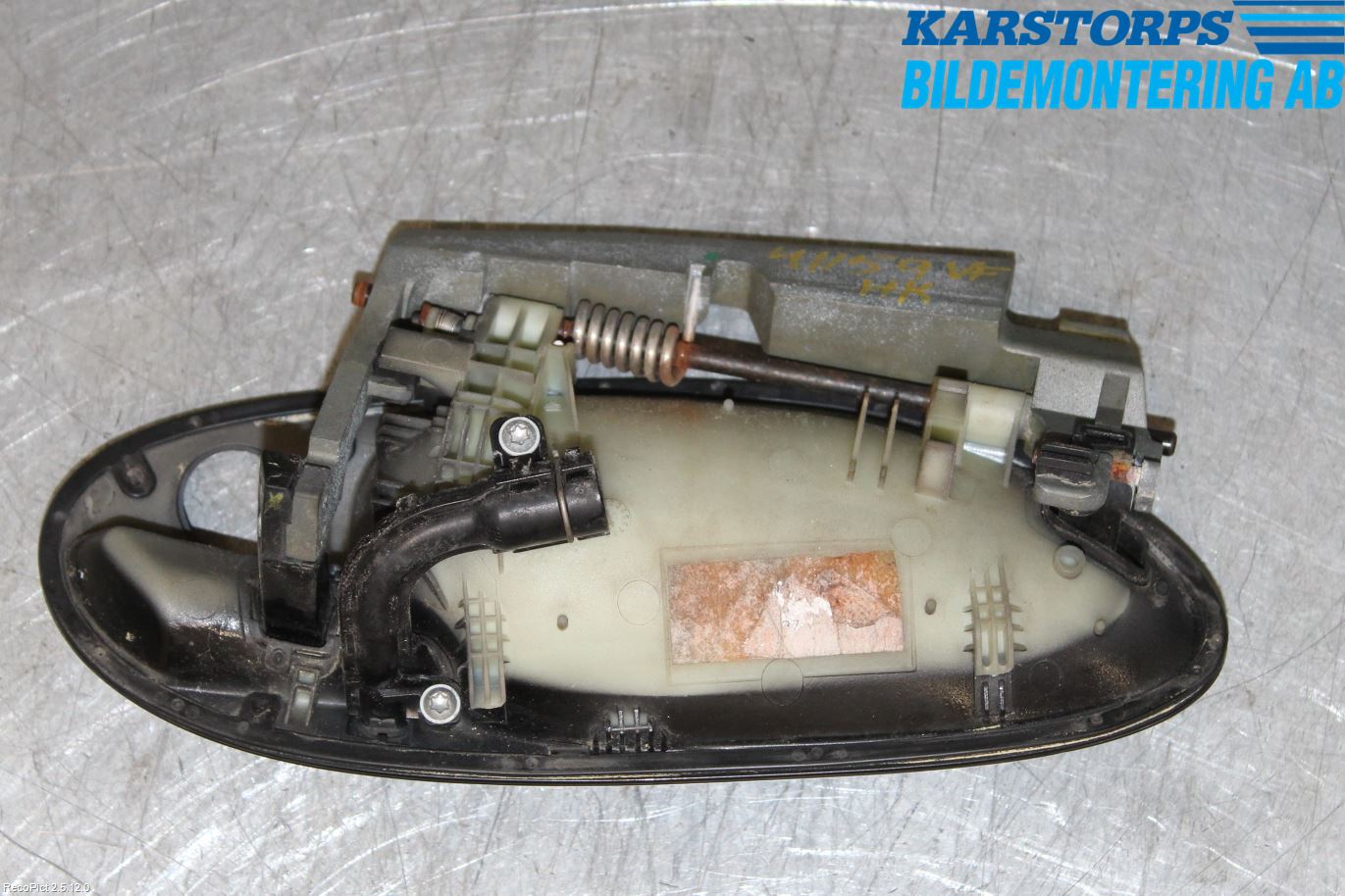 BMW 7 E65/66    00-08 Dörrhandtag Yttre Vä