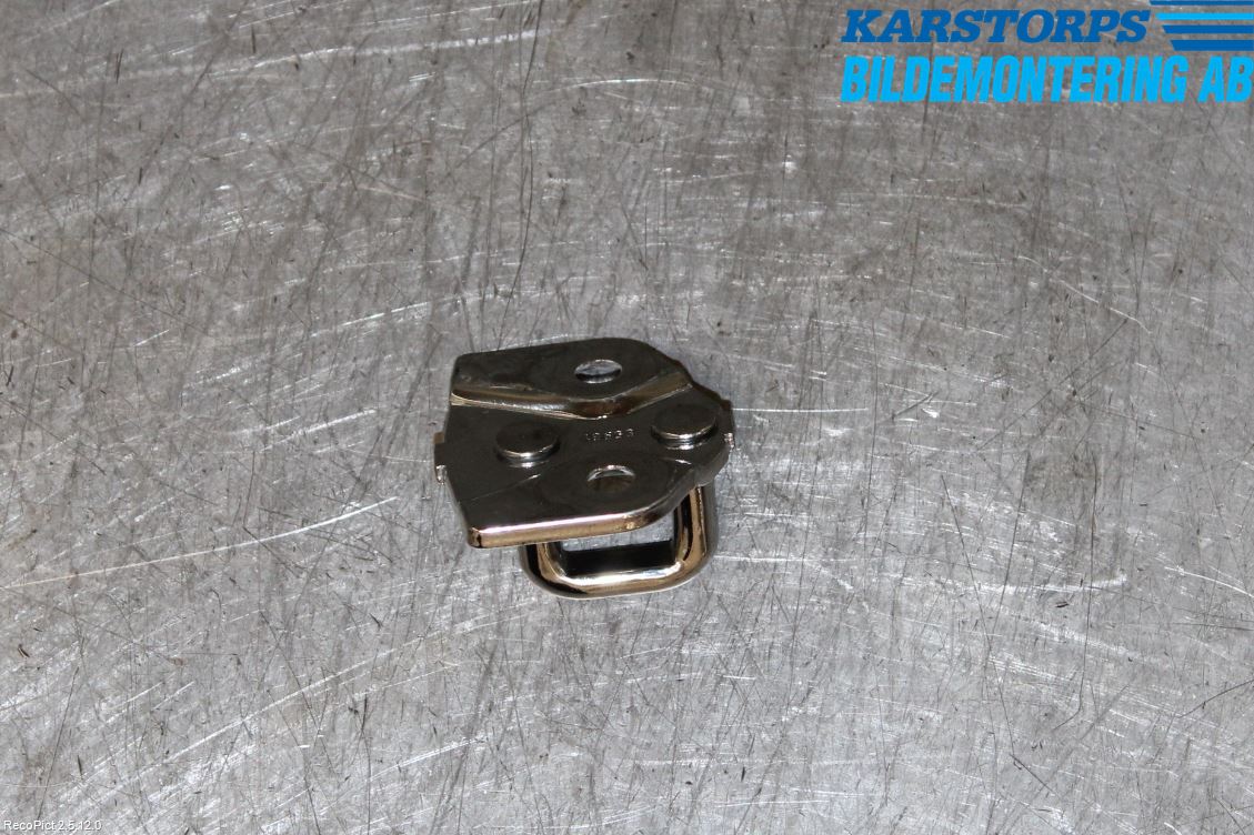 BMW 7 E65/66    00-08 Låskista-Dörrlås