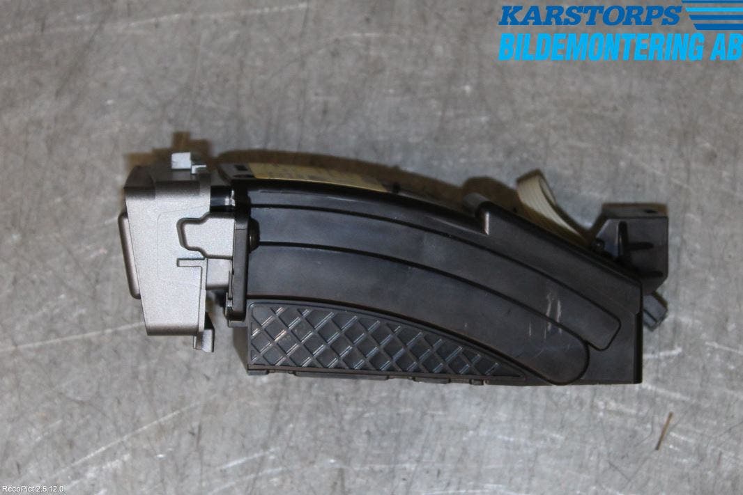 BMW 7 E65/66    00-08 Telefon