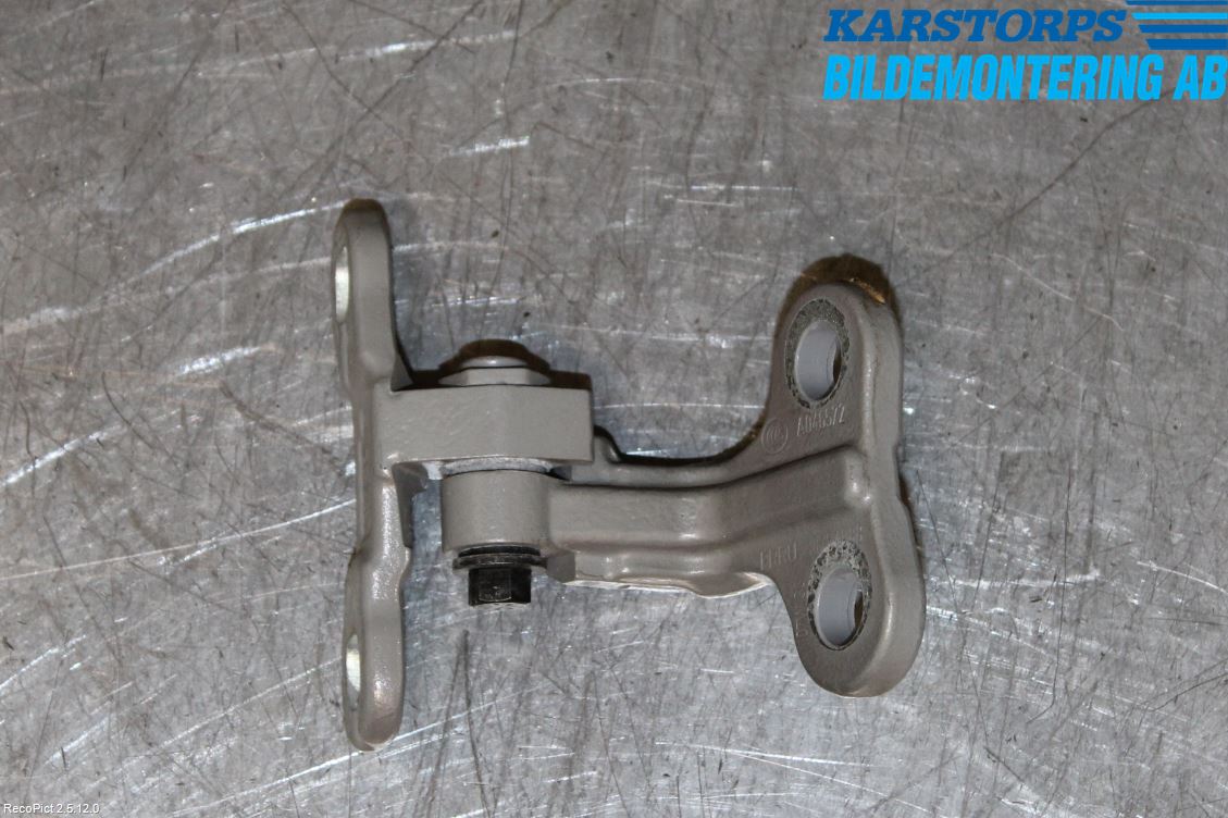 Volvo V50 08-12 Dörrgångjärn