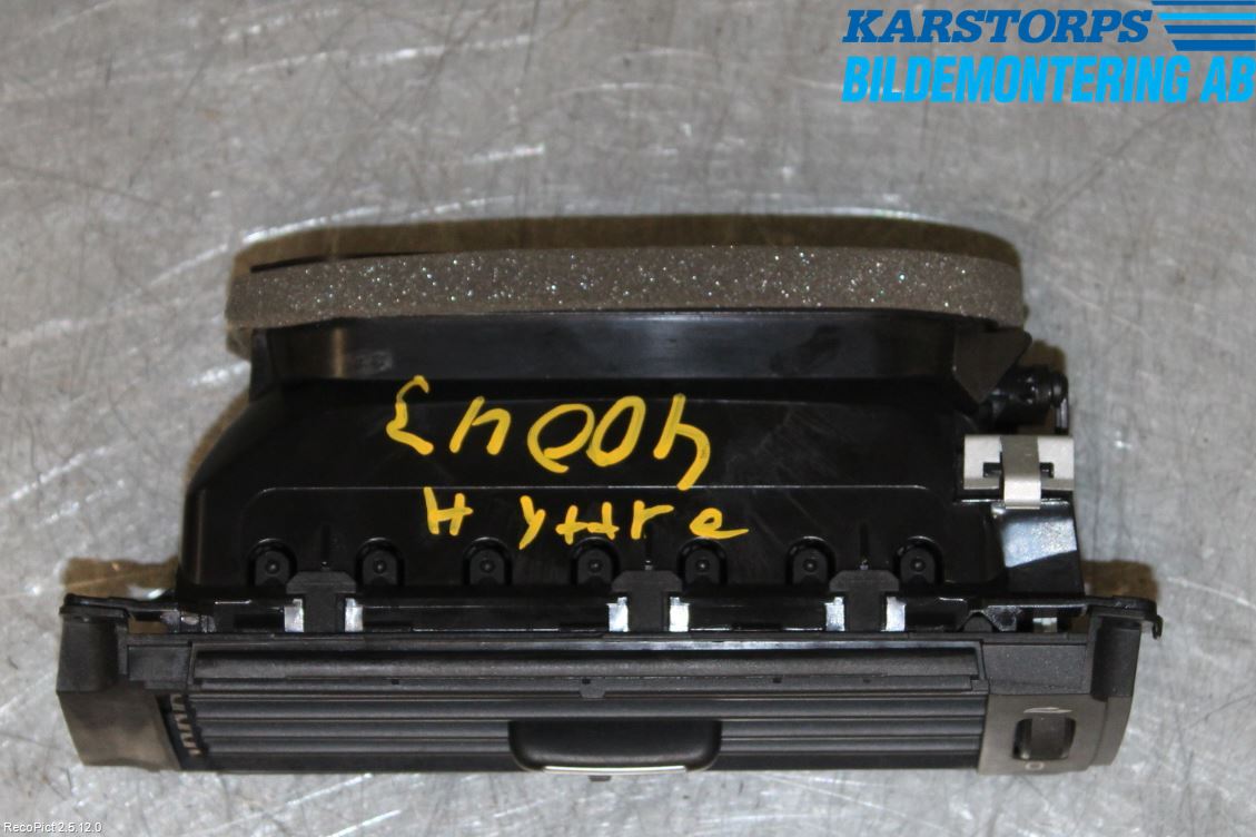 Volvo V70 14-16 Defrosterkanal-Munstycke