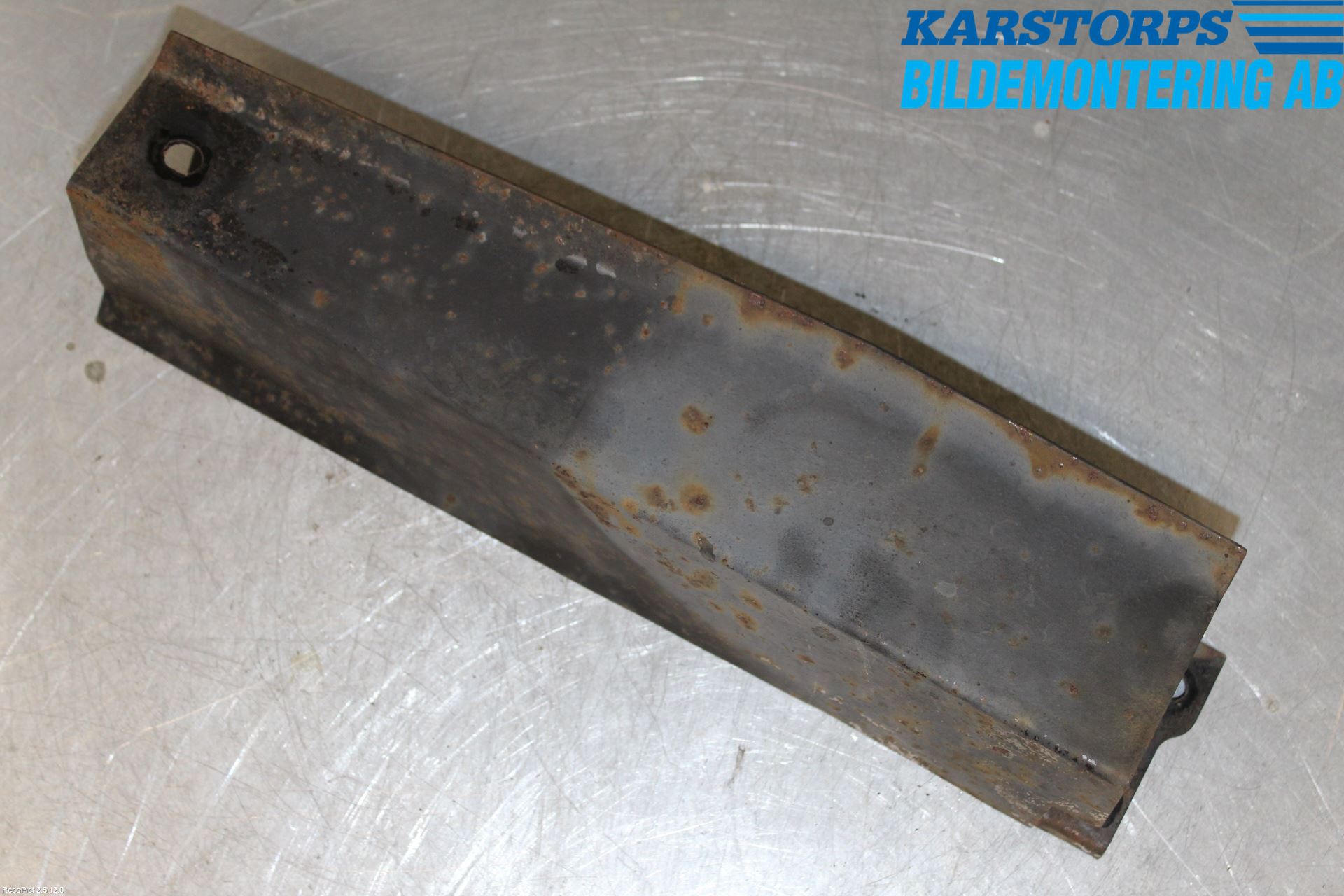 MG TF Stötfångarbärjärn Fram