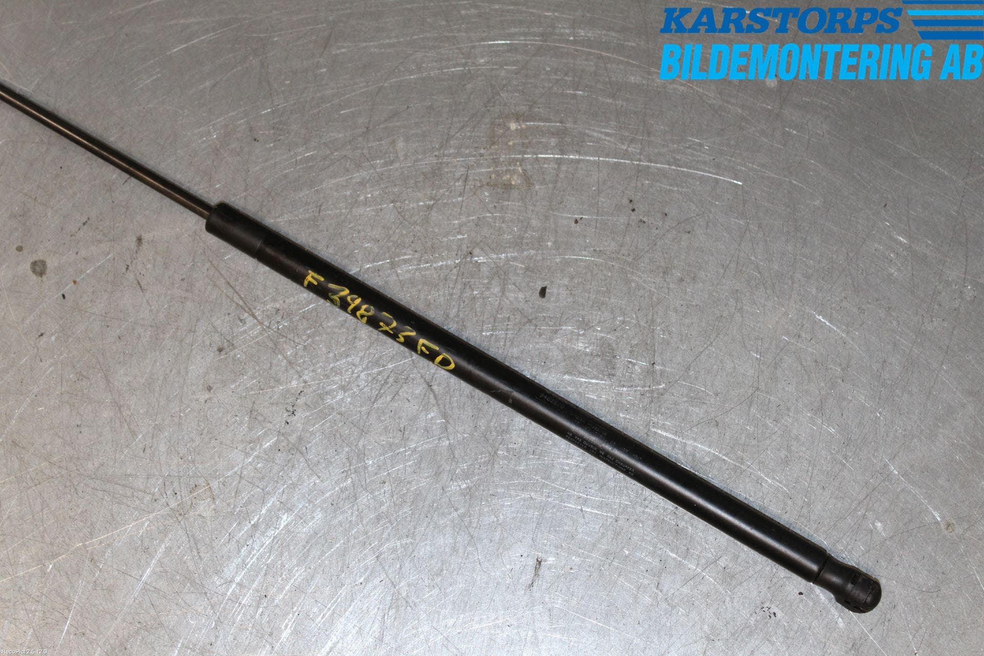 Volvo S40 04-07 Gasfjäder Motorhuv