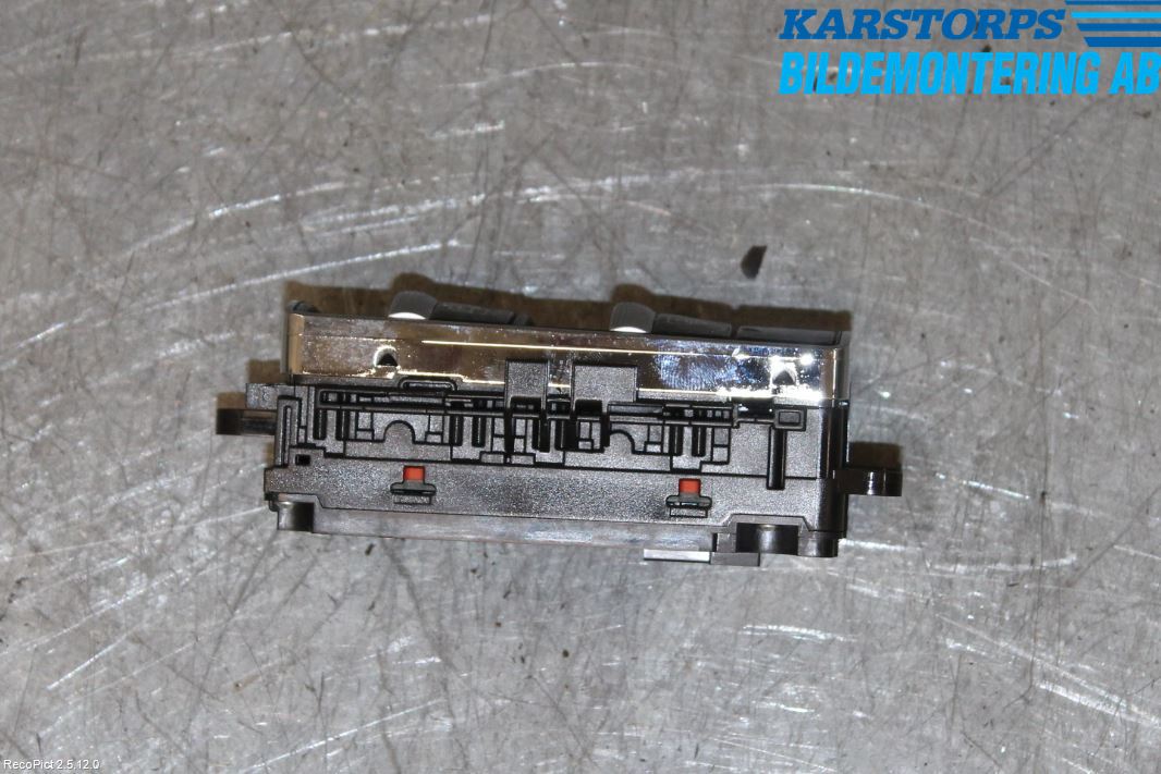 Mercedes-Benz MB S-KLASS (W221) 05-13 Strömställare Elhiss