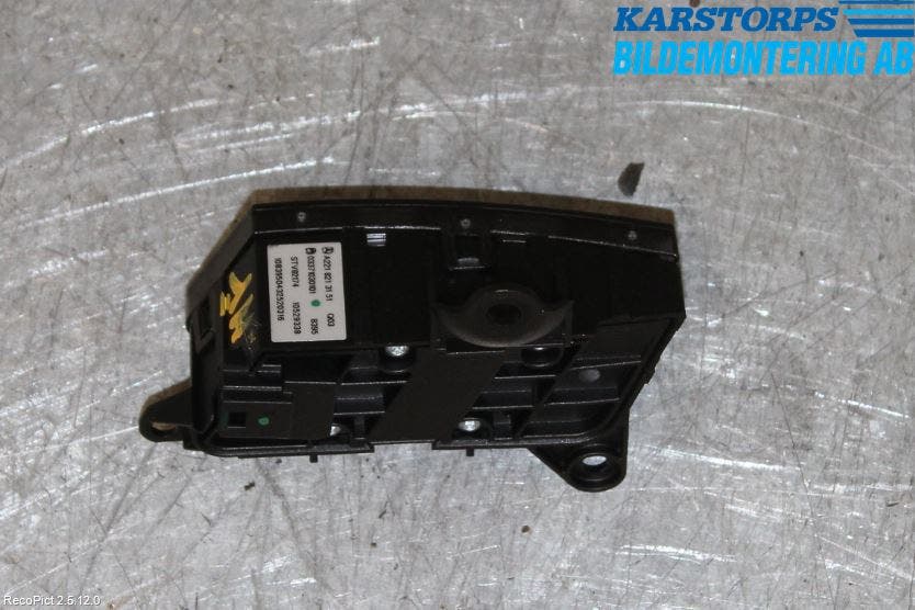 Mercedes-Benz MB S-KLASS (W221) 05-13 Strömställare Centrallås