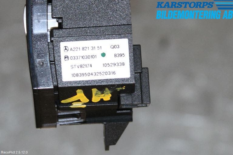 Mercedes-Benz MB S-KLASS (W221) 05-13 Strömställare Centrallås