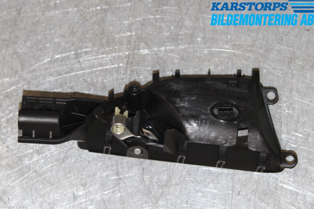Mercedes-Benz MB A-KLASS (W176) 13-18 Dörrhandtag Inre Hö