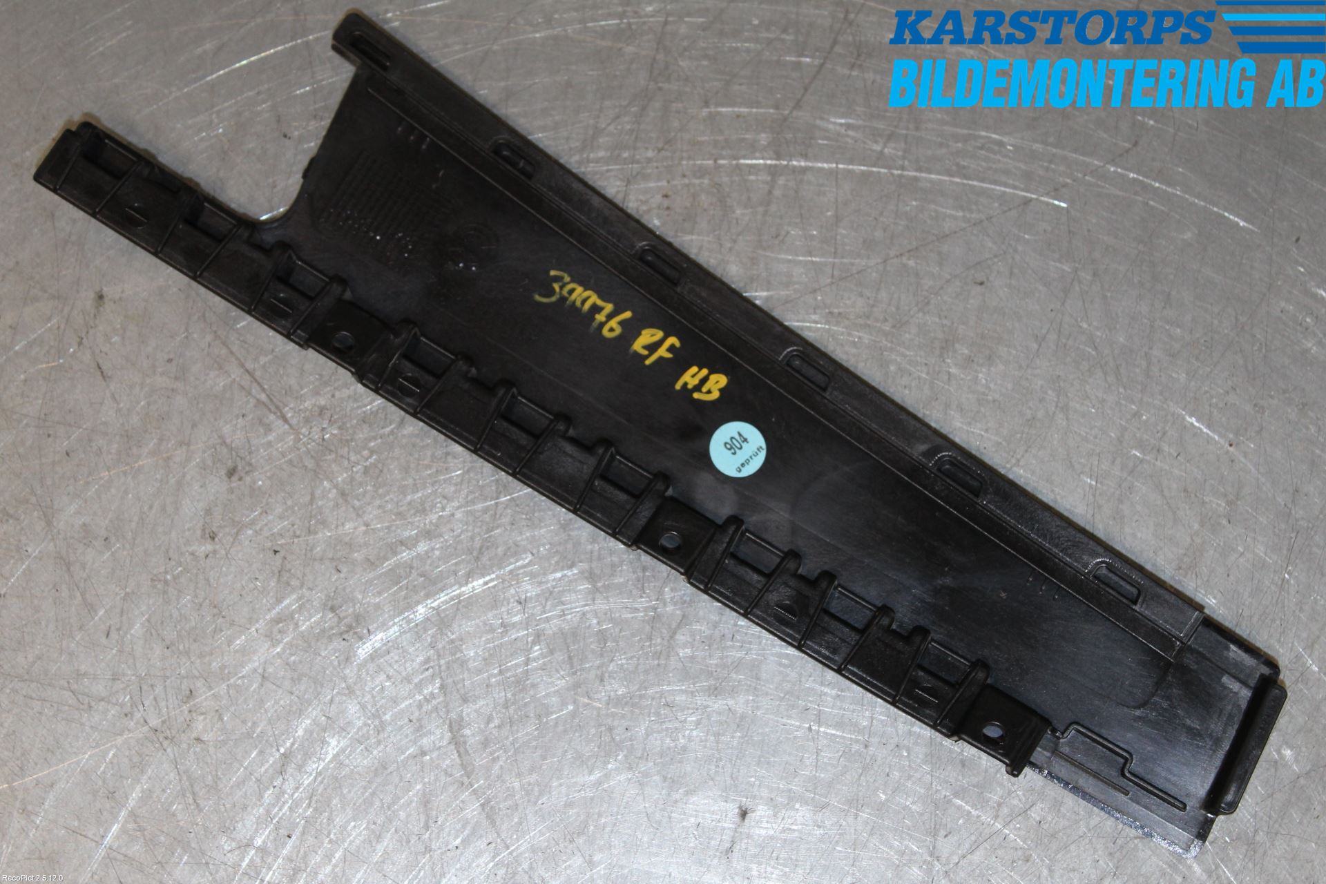 Mercedes-Benz MB A-KLASS (W176) 13-18 Dörr Dekorlist Bak Hö