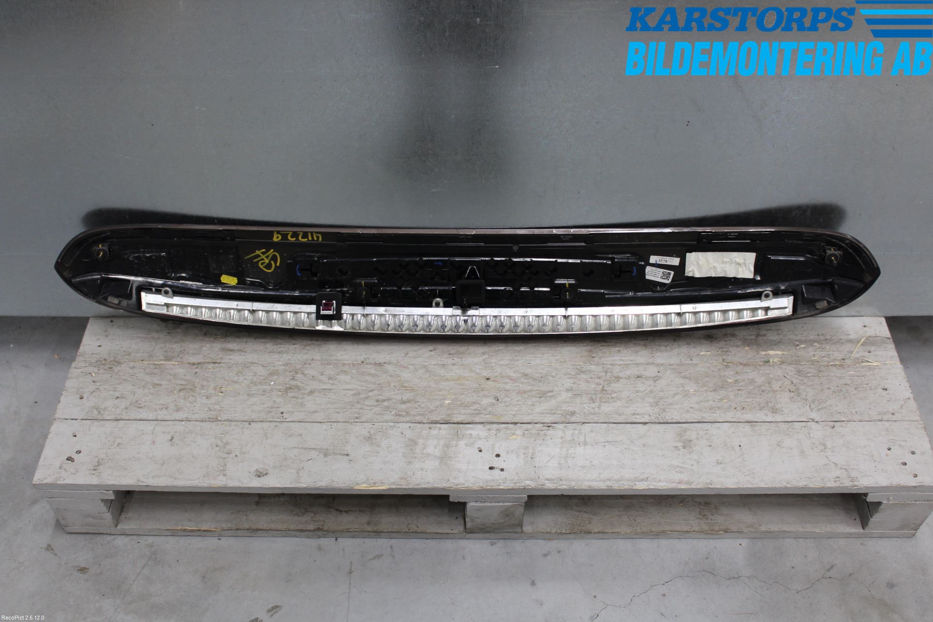 Mercedes-Benz MB E-KLASS (W212) 09-16 Spoiler Baklucka
