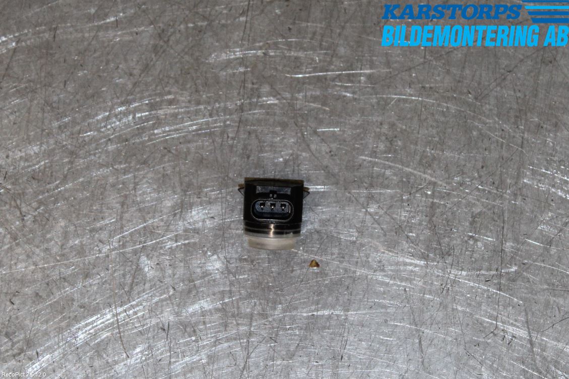 Mercedes-Benz MB E-KLASS (W212) 09-16 Parkeringshjälp Frontsensor