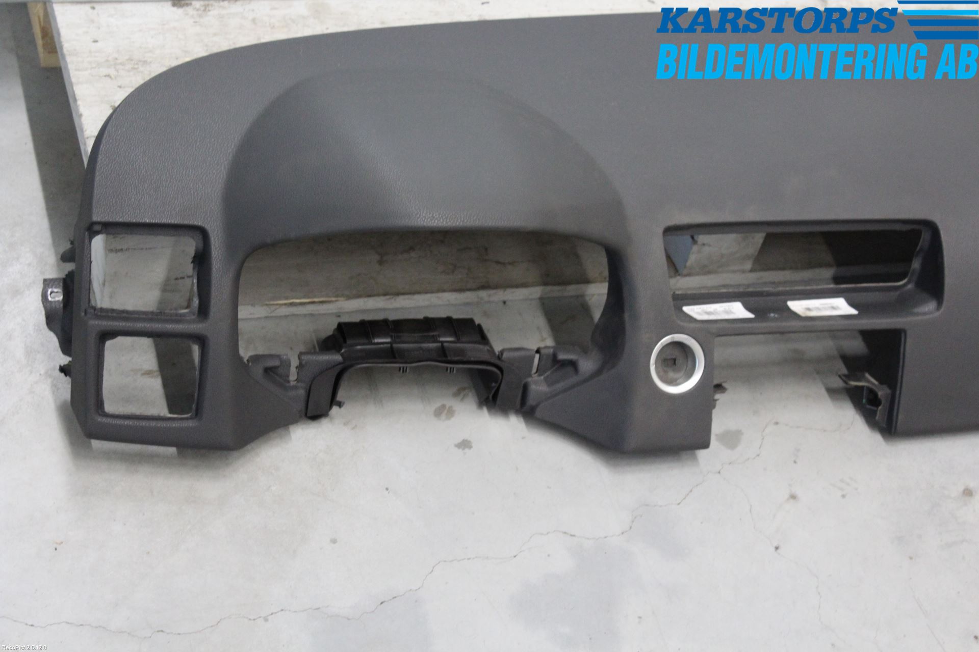 Volvo S40 04-07 Instrumentbräda