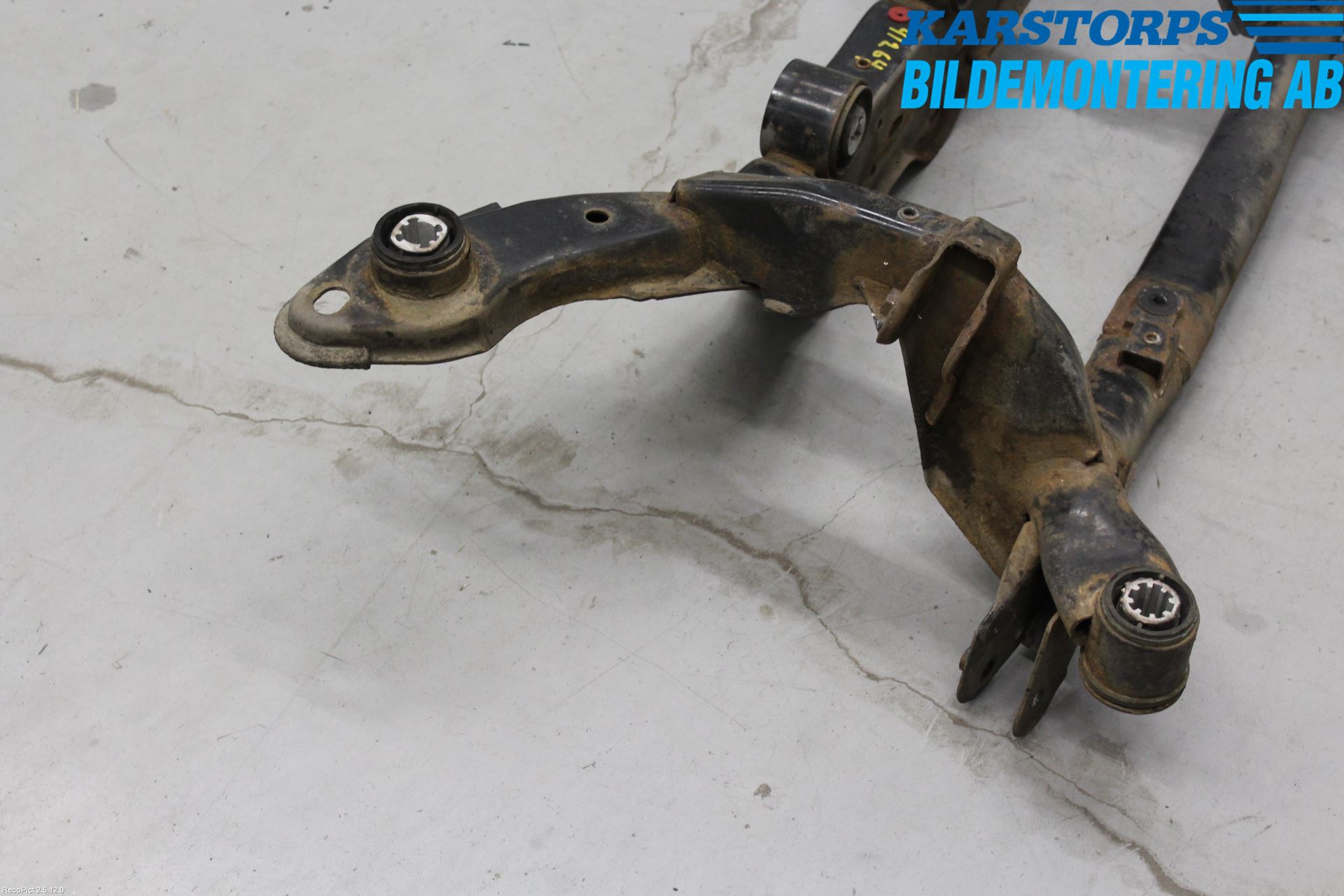 Volvo XC60 09-13 Bakaxelbalk