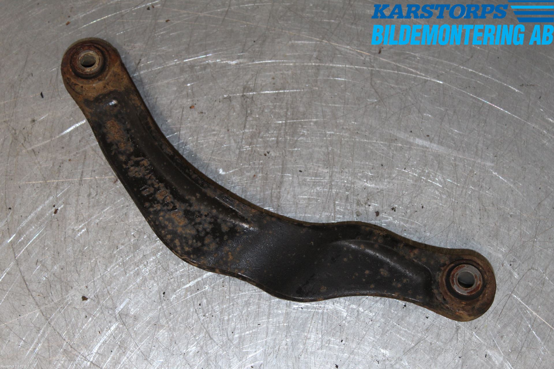 Volvo XC60 09-13 Bärarm Bak Övre Vänster