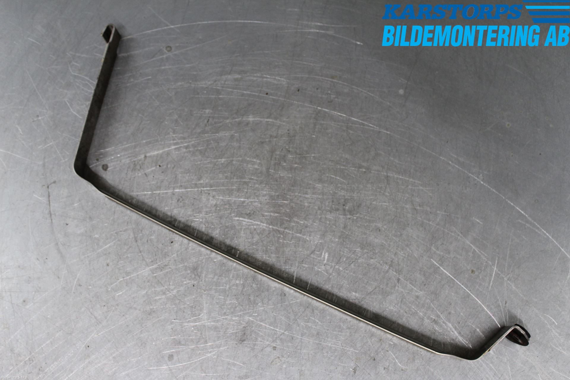 BMW 7 E65/66    00-08 Bränsletanksband