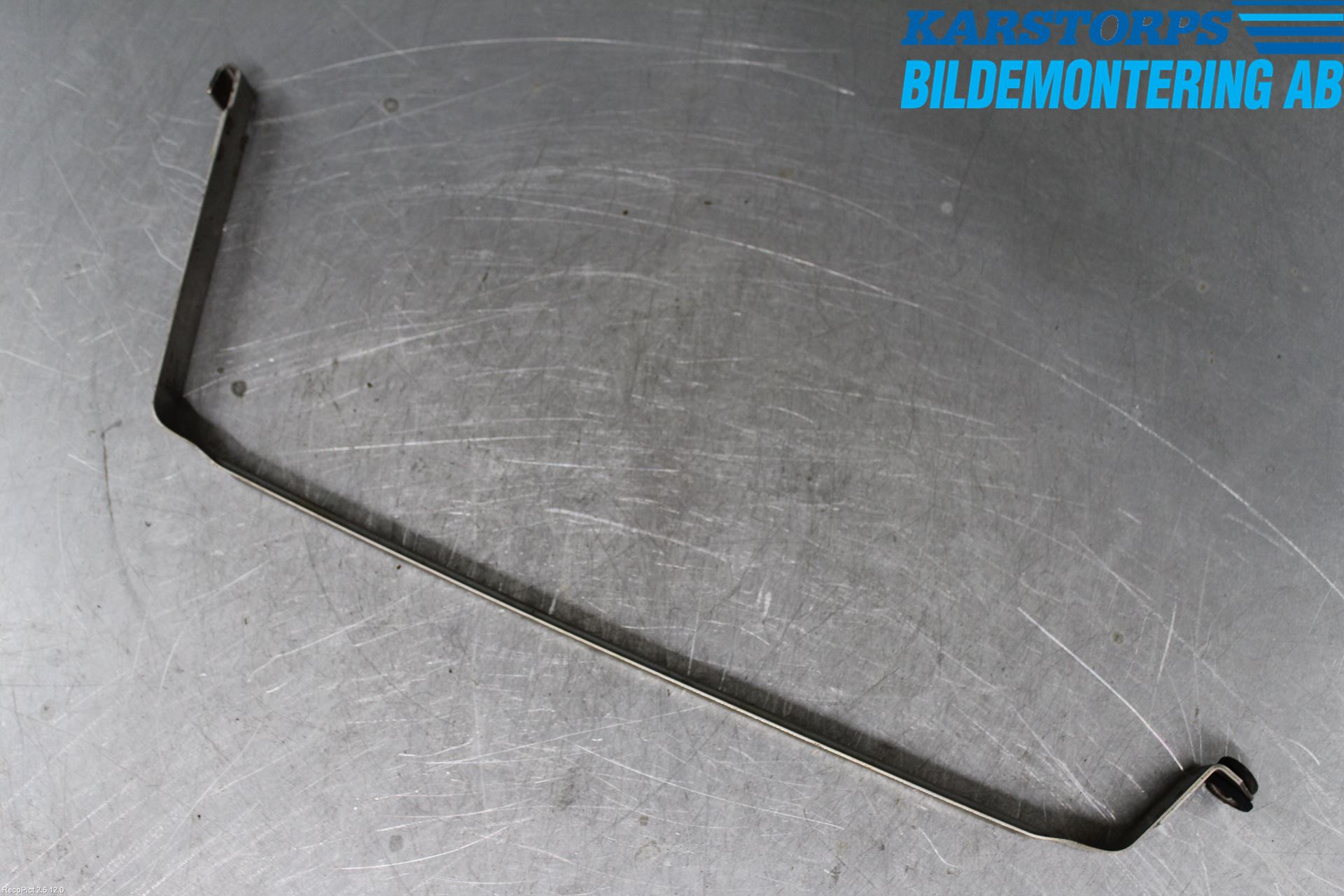 BMW 7 E65/66    00-08 Bränsletanksband