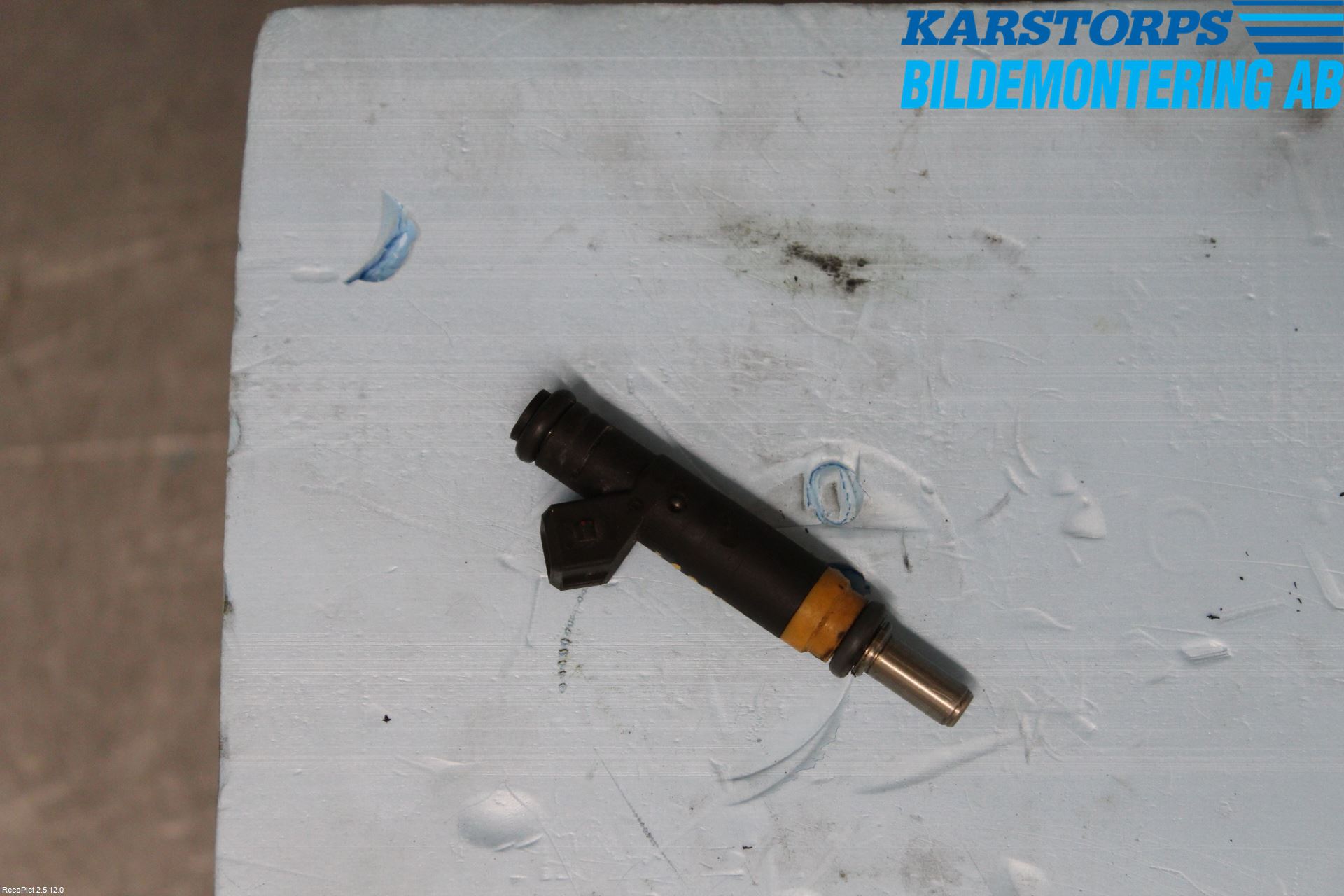 BMW 7 E65/66    00-08 Injspridare