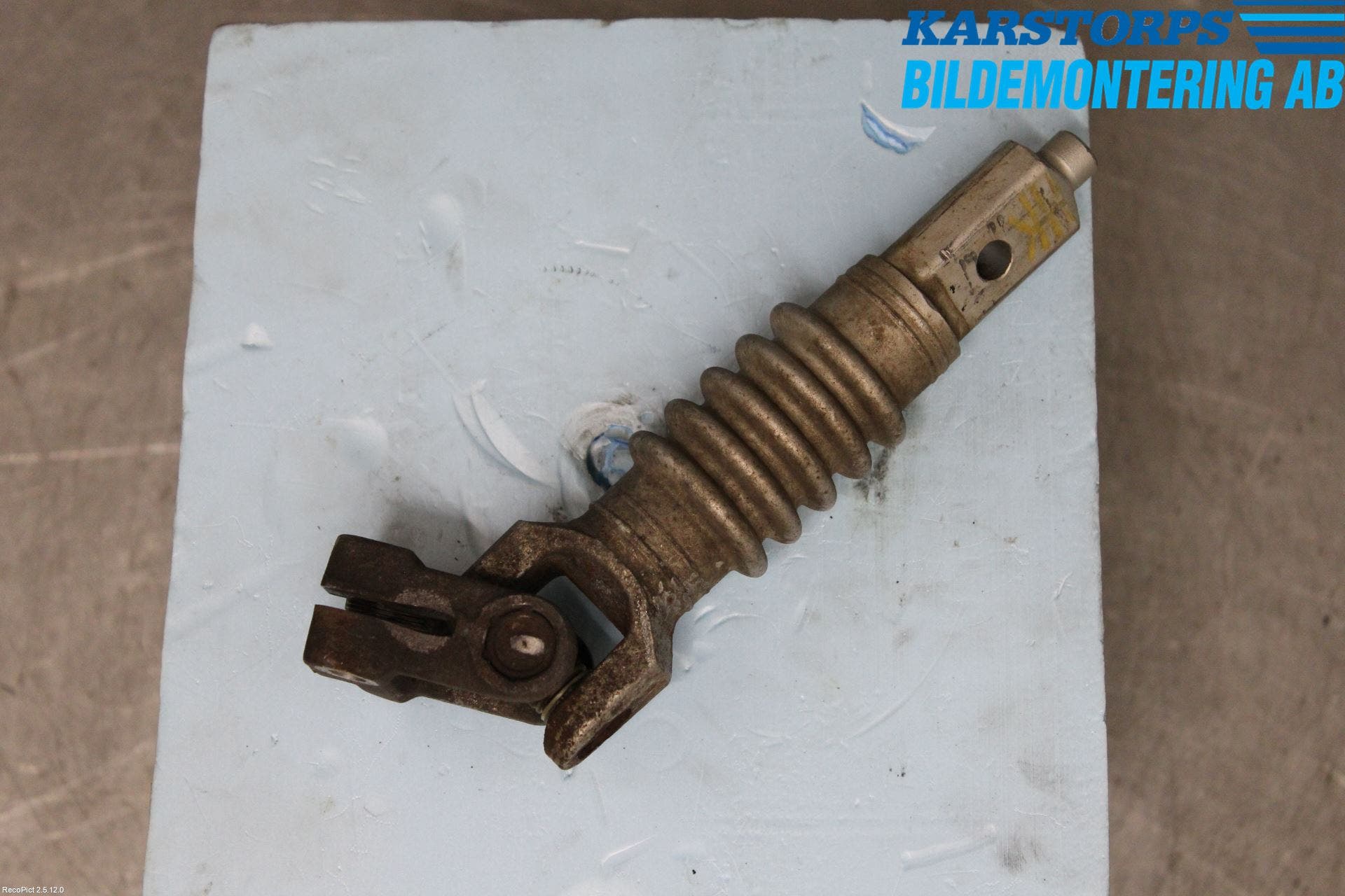 BMW 7 E65/66    00-08 Rattaxelknut