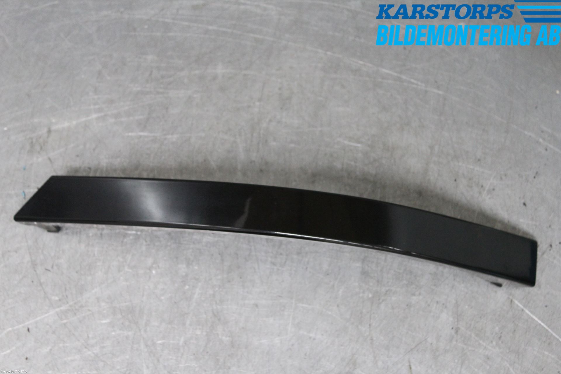 BMW 7 E65/66    00-08 Bakljussarg