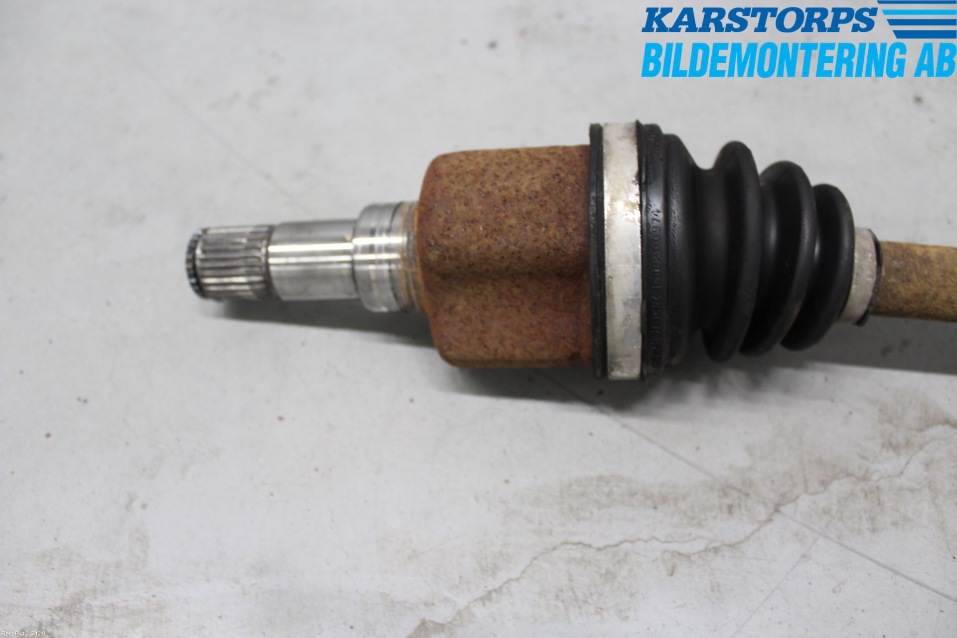 Volvo S40 04-07 Drivaxel Fram Vänster