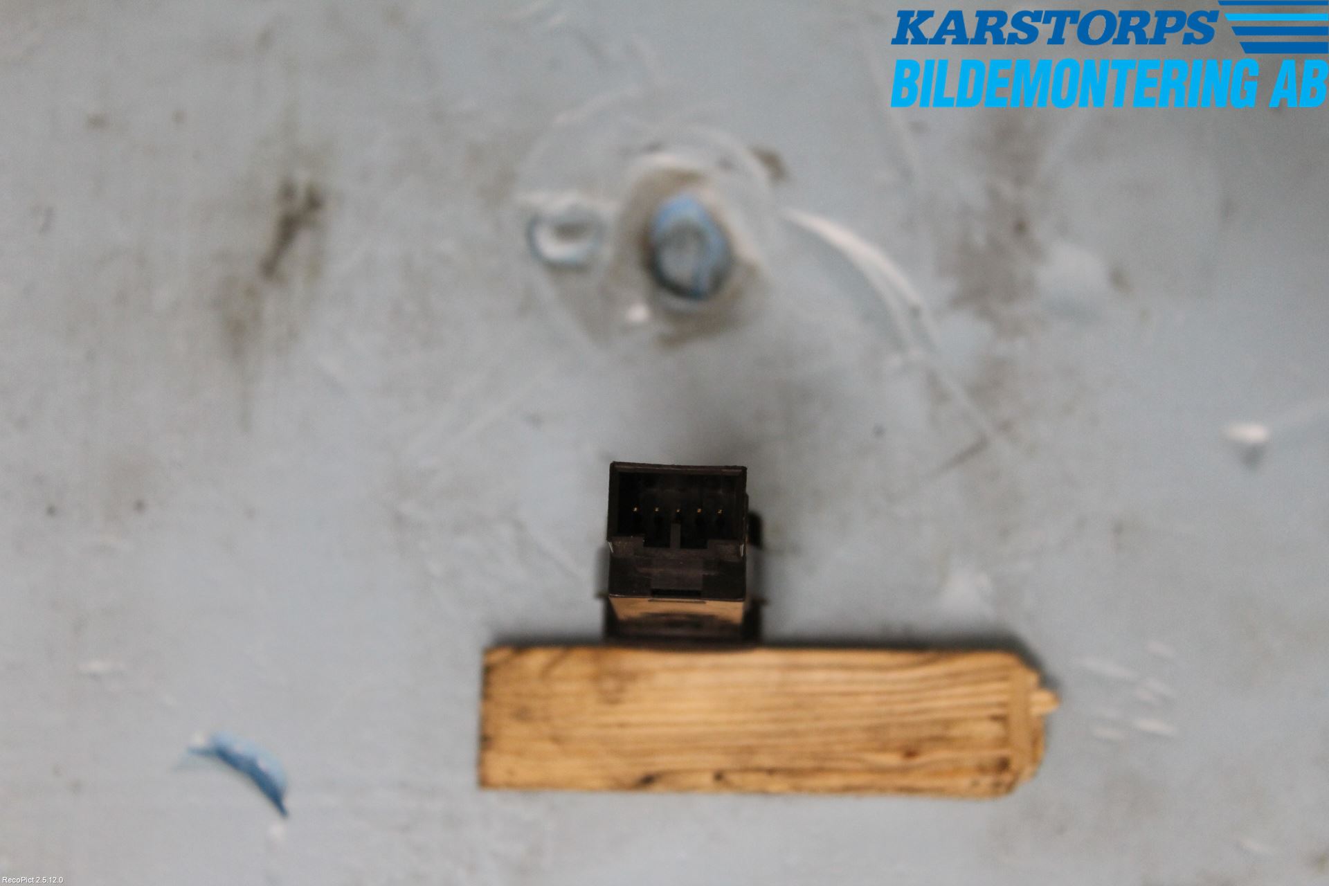 Volvo XC60 09-13 Strömställare Varnings